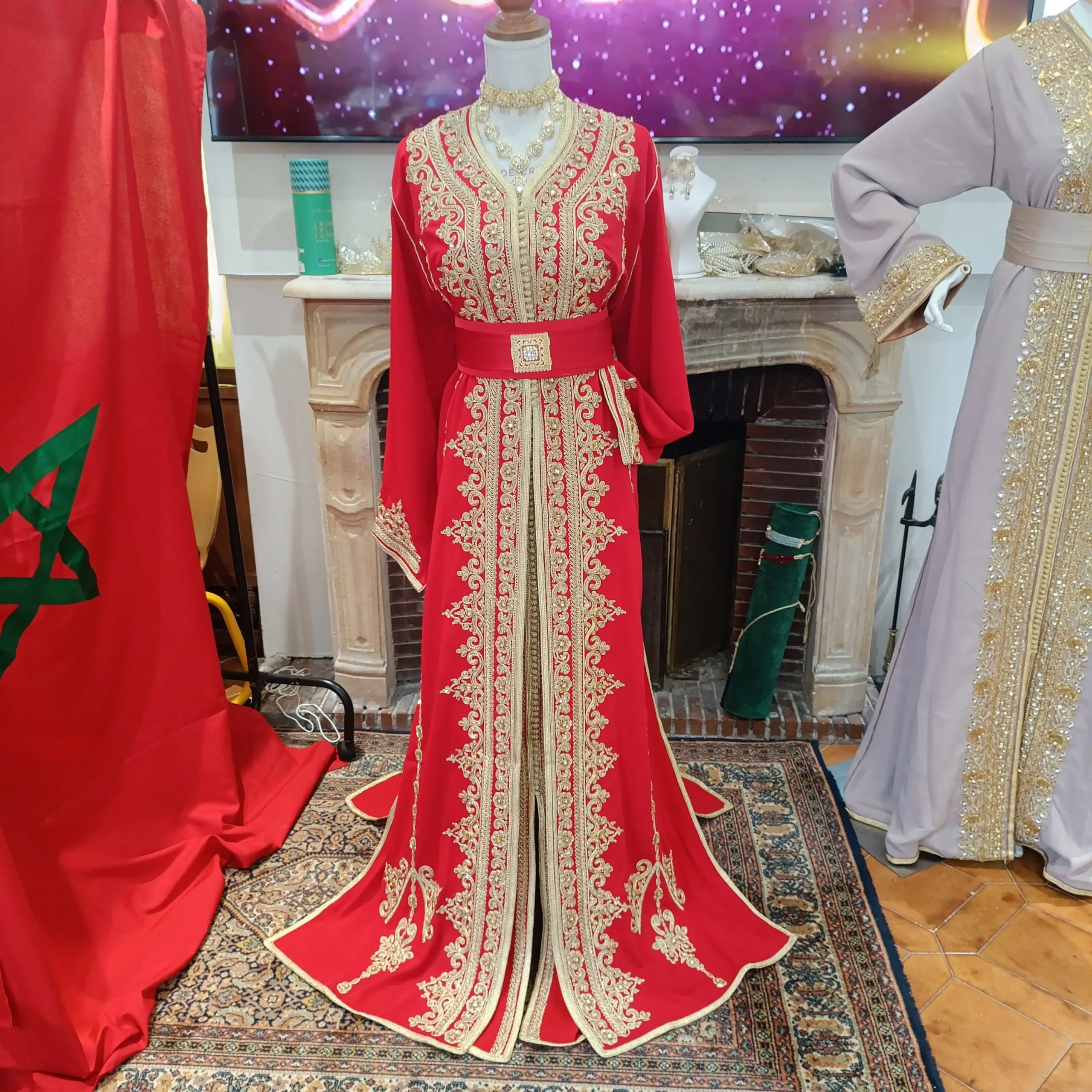 caftan marocain neuf - Grande taille - takchita deux pièces -