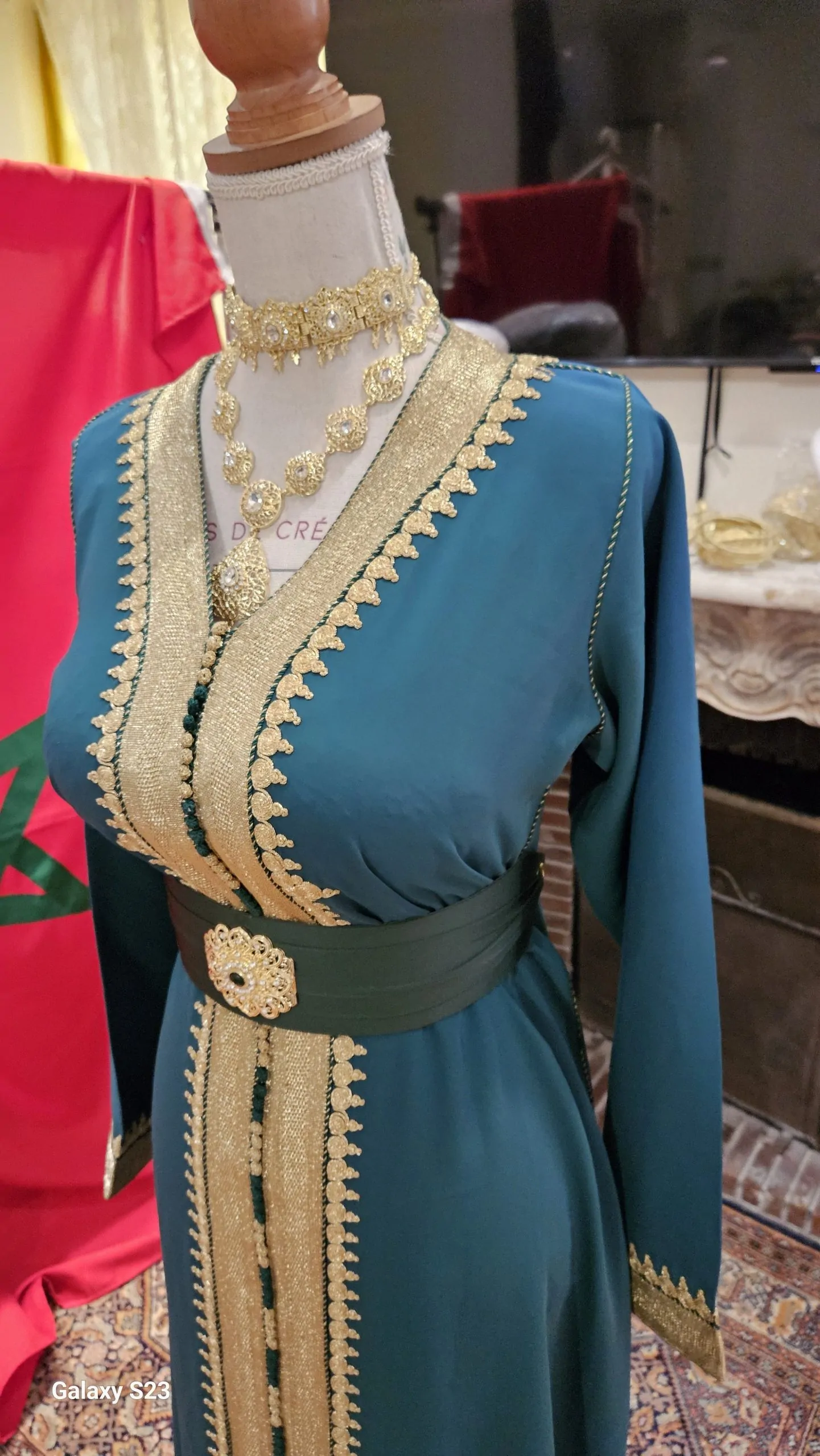 caftan marocain d'occasion – Image 3