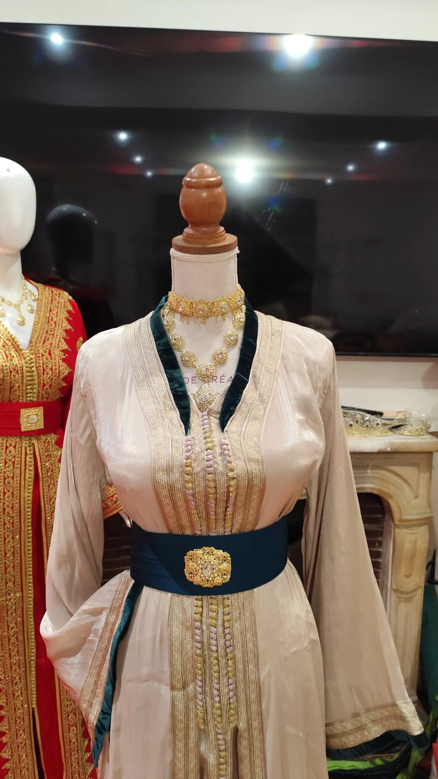 caftan marocain neuf deux pièces – Image 9