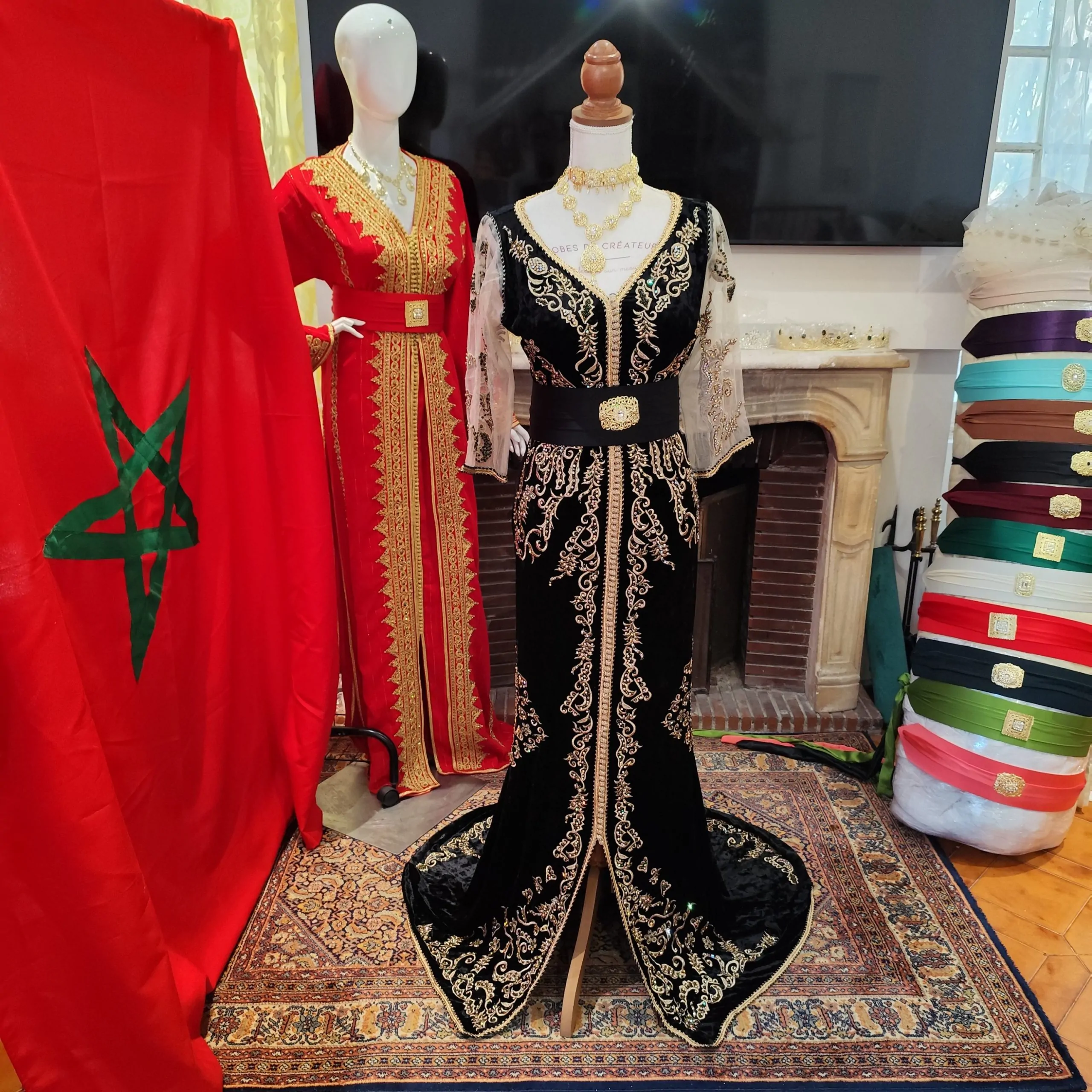 Caftan marocain neuf avec treine