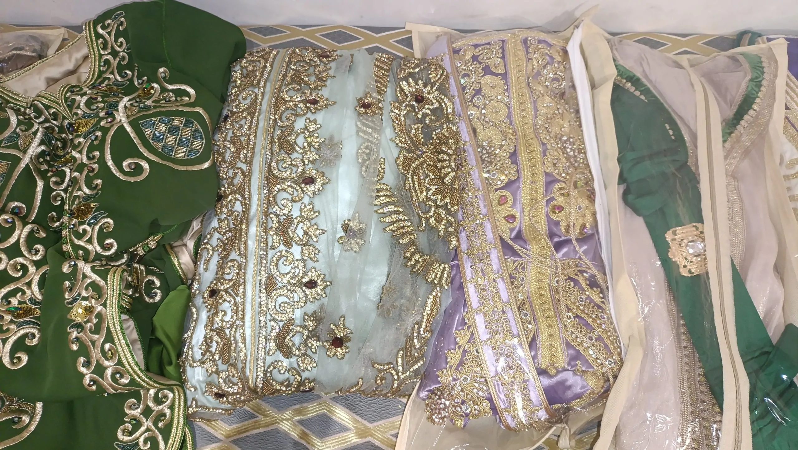 lot de caftan marocain