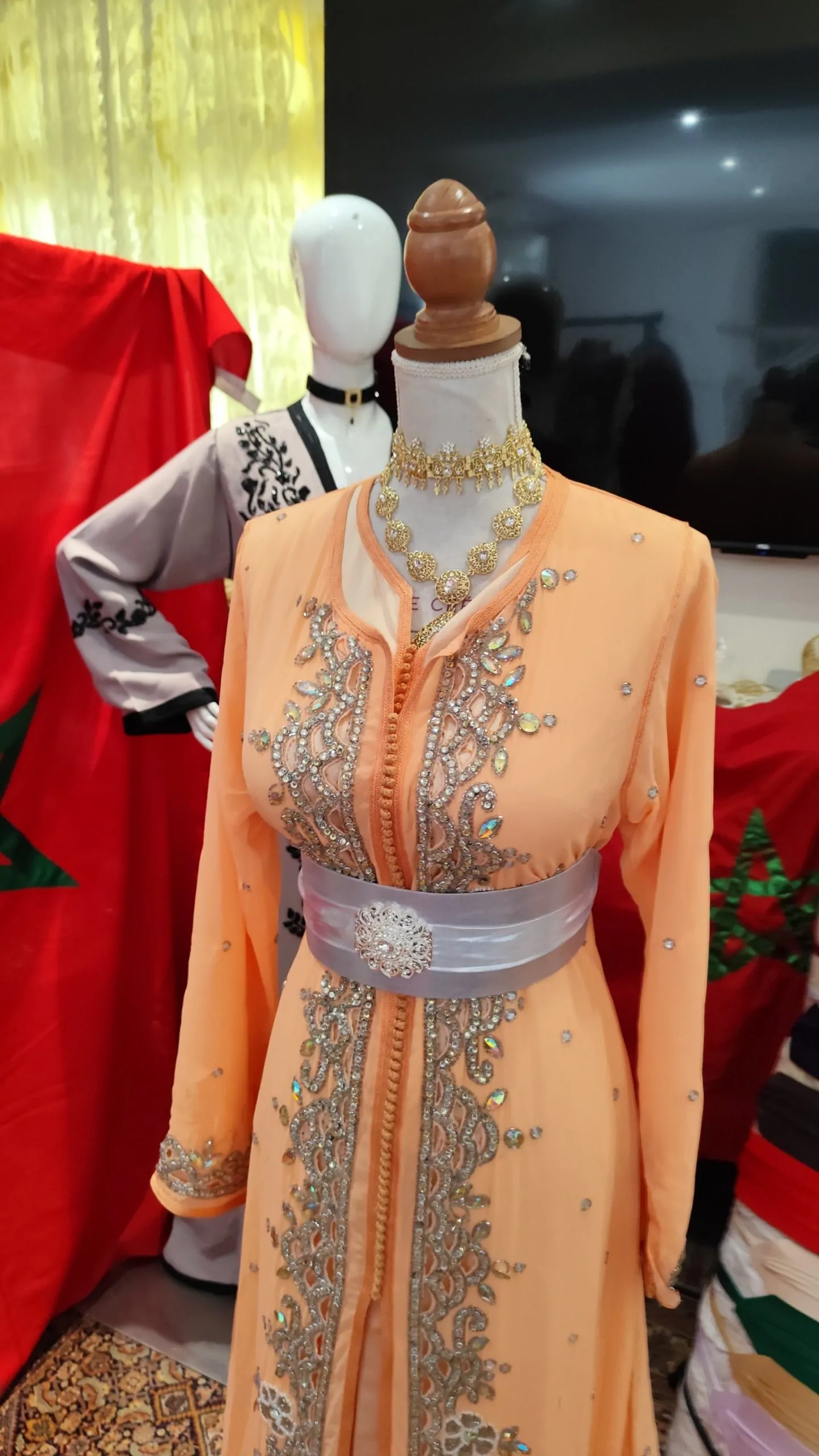 caftan marocain d occasion – Image 5