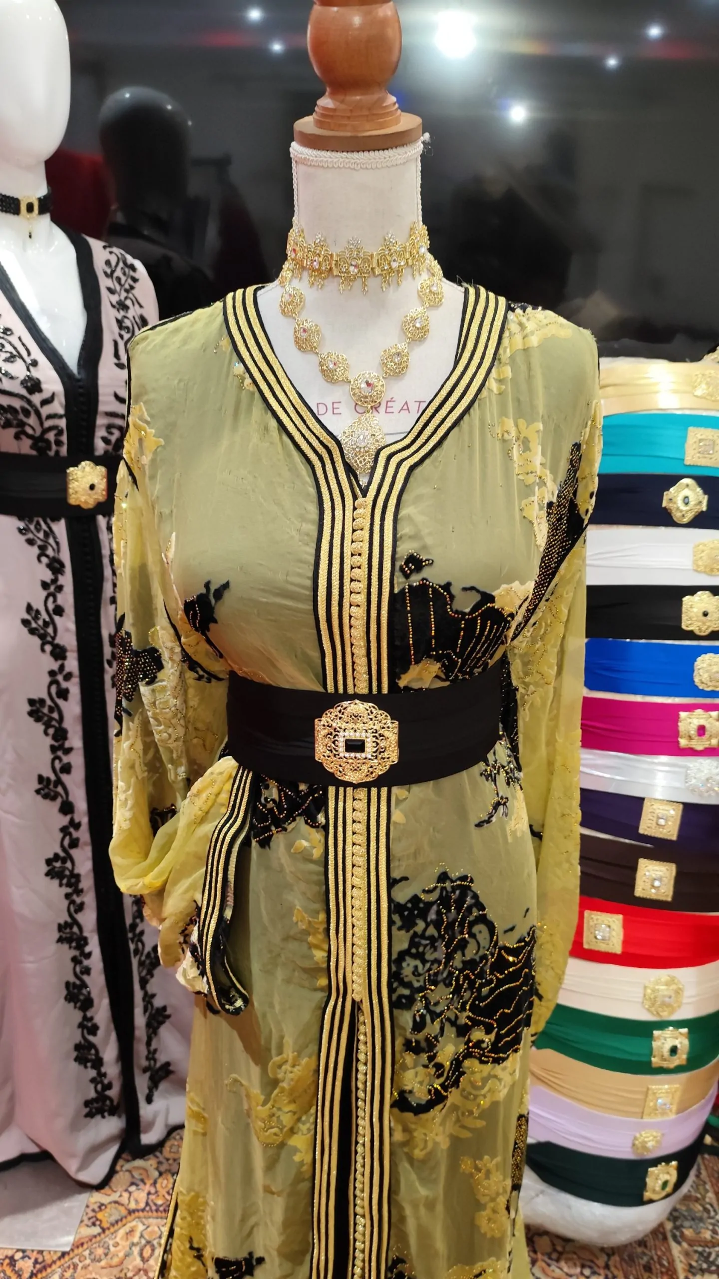 caftan Marocain d occasion grande taille – Image 9