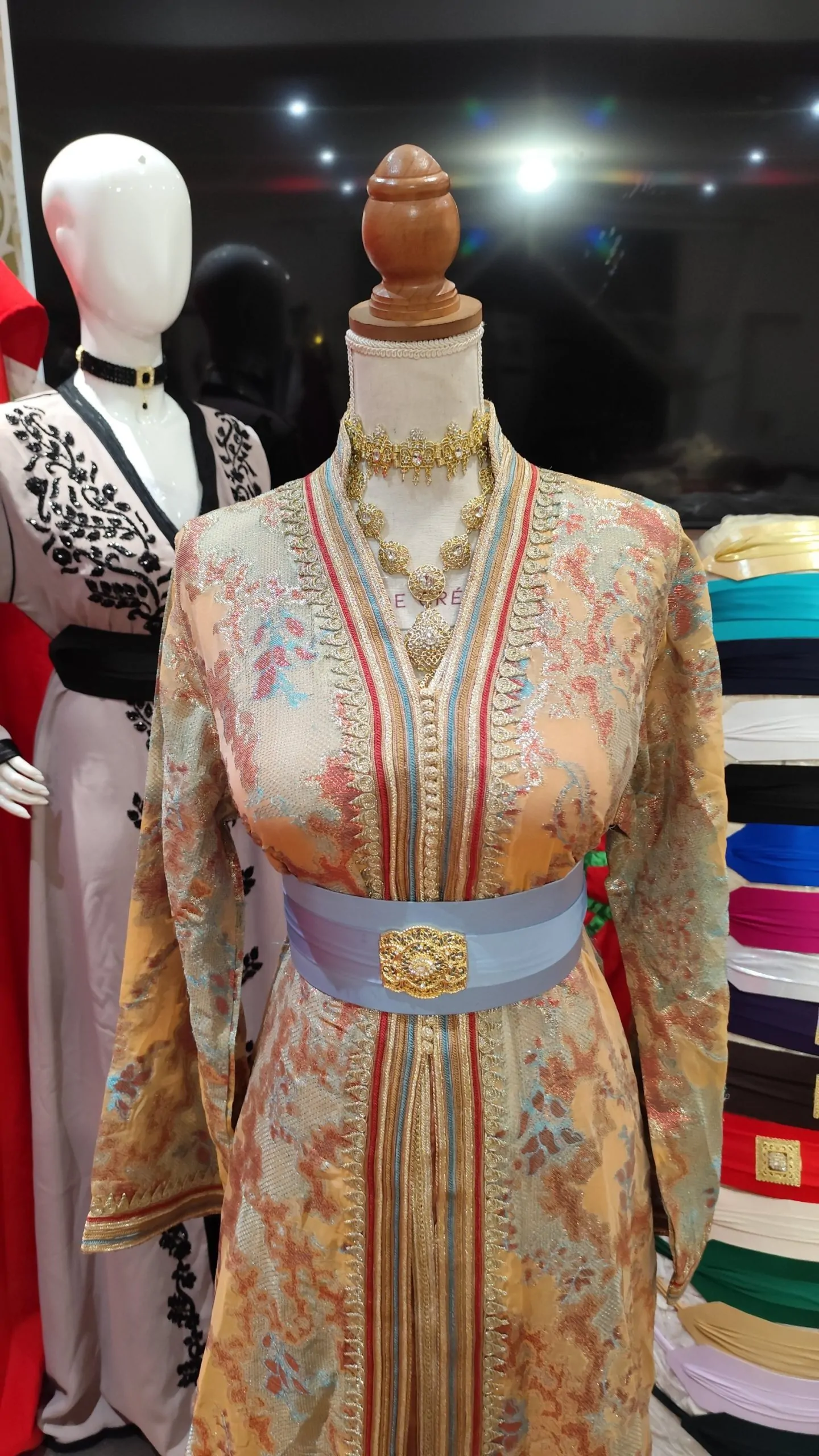 caftan marocain d occasion – Image 6
