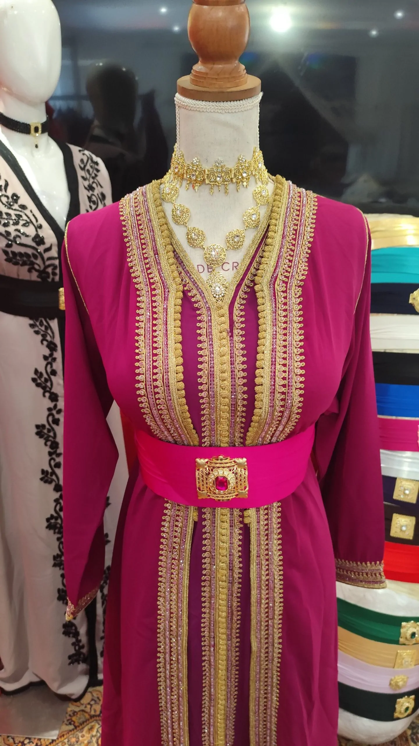 caftan marocain d occasion plus la ceinture – Image 4