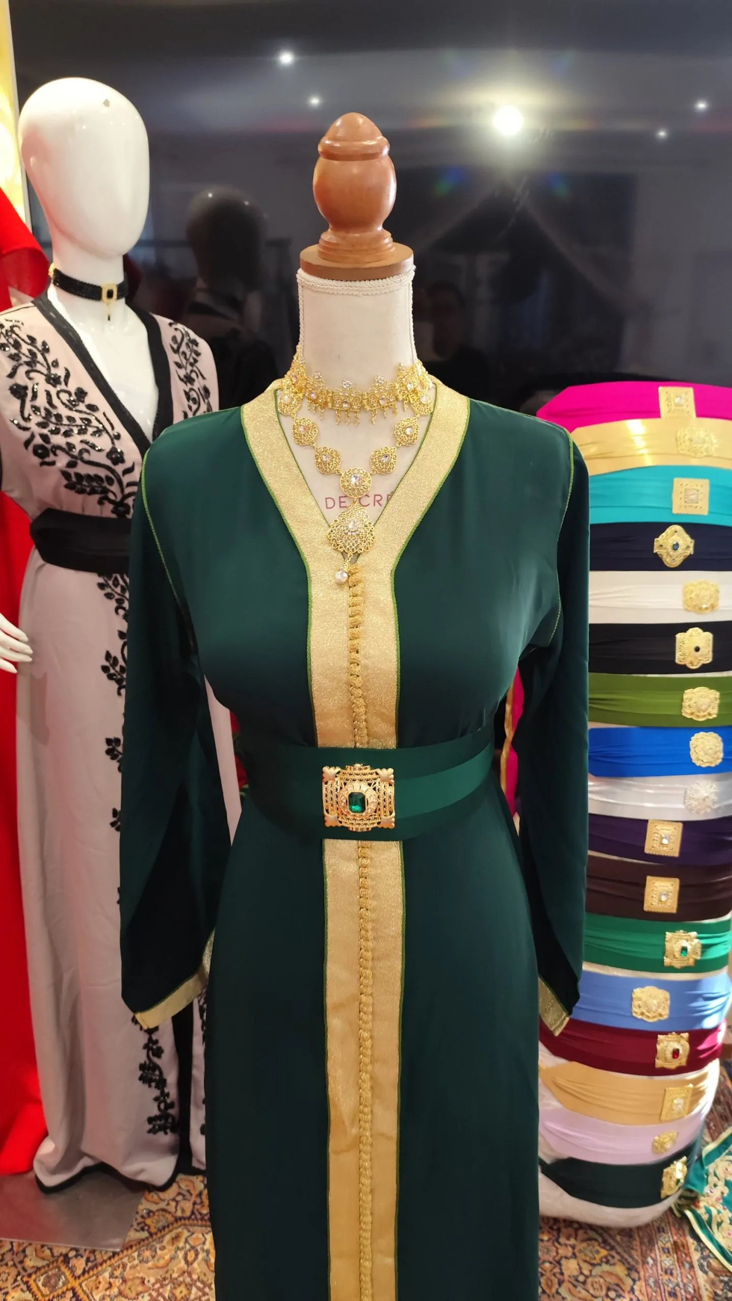 caftan marocain porté une fois – Image 6