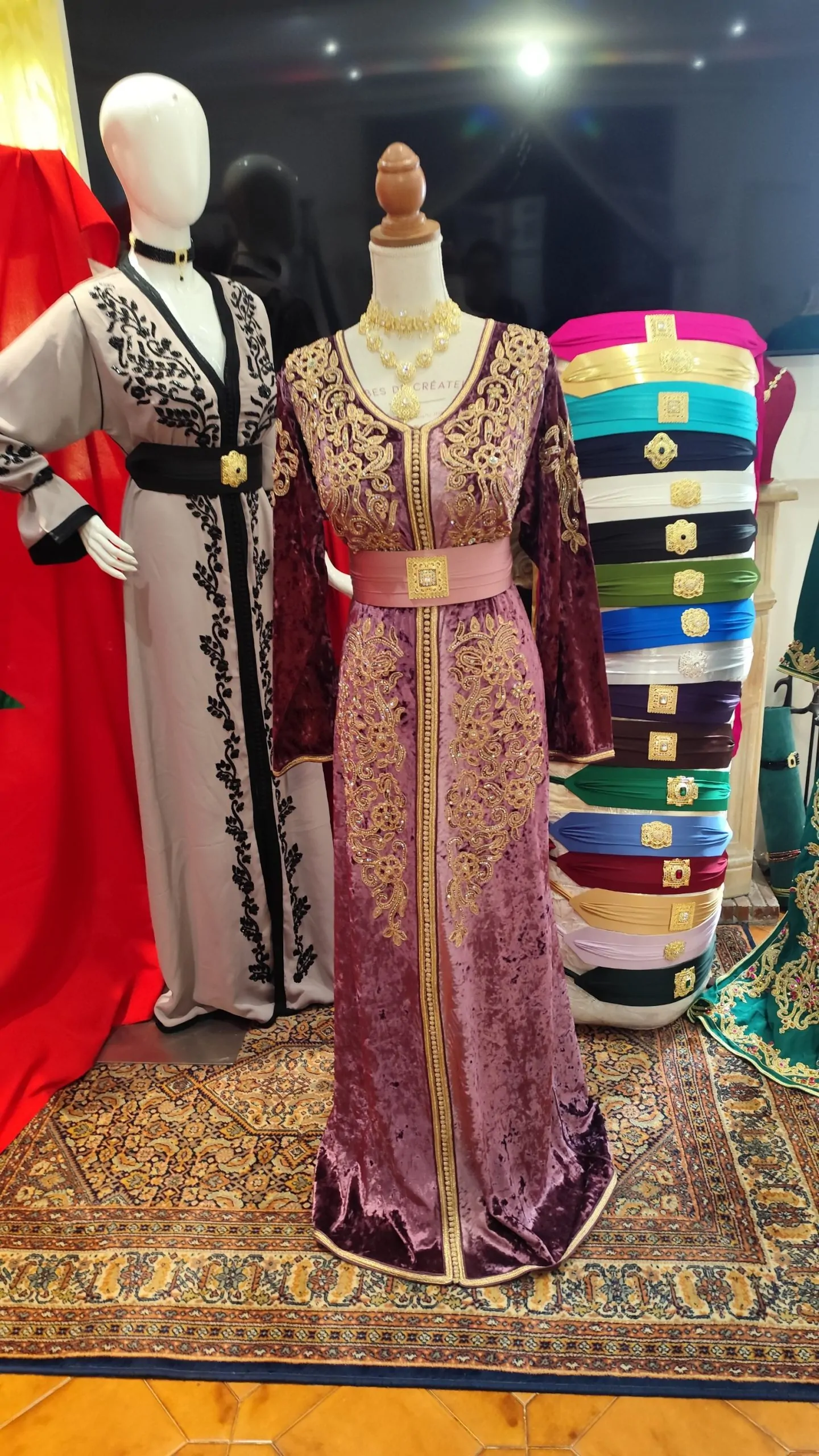 caftan marocain porté une fois – Image 9