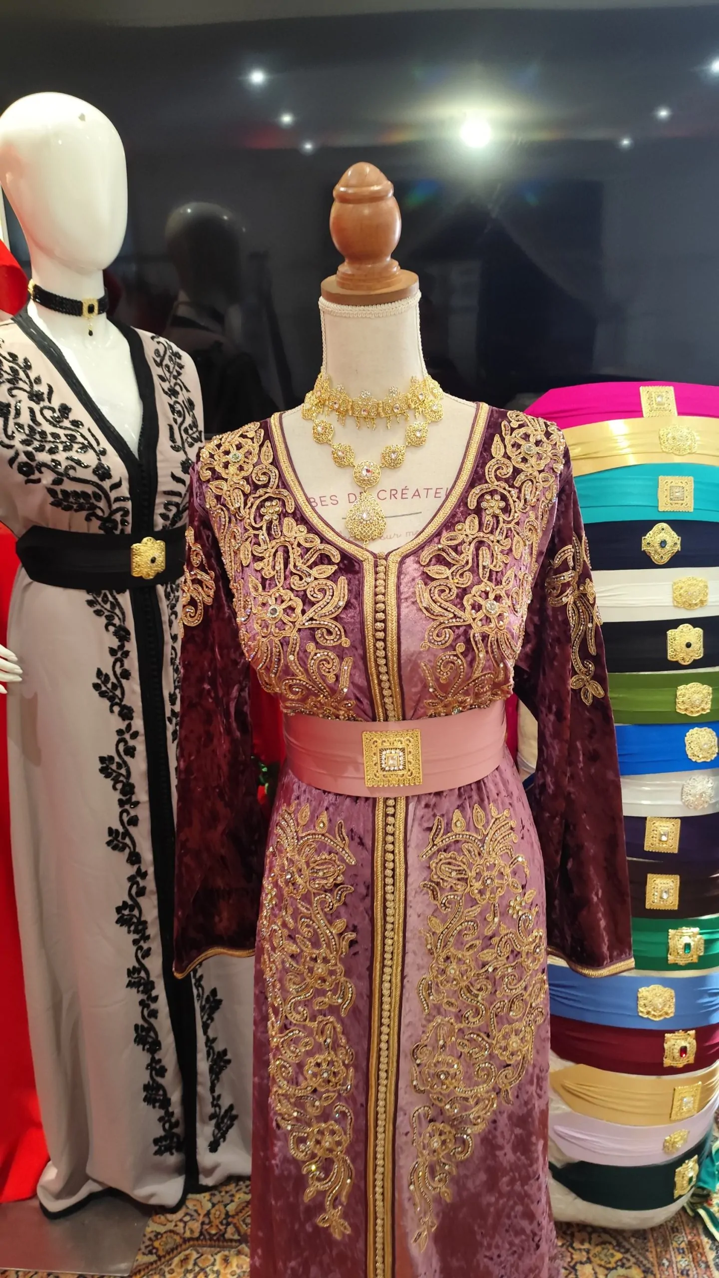 caftan marocain porté une fois – Image 5