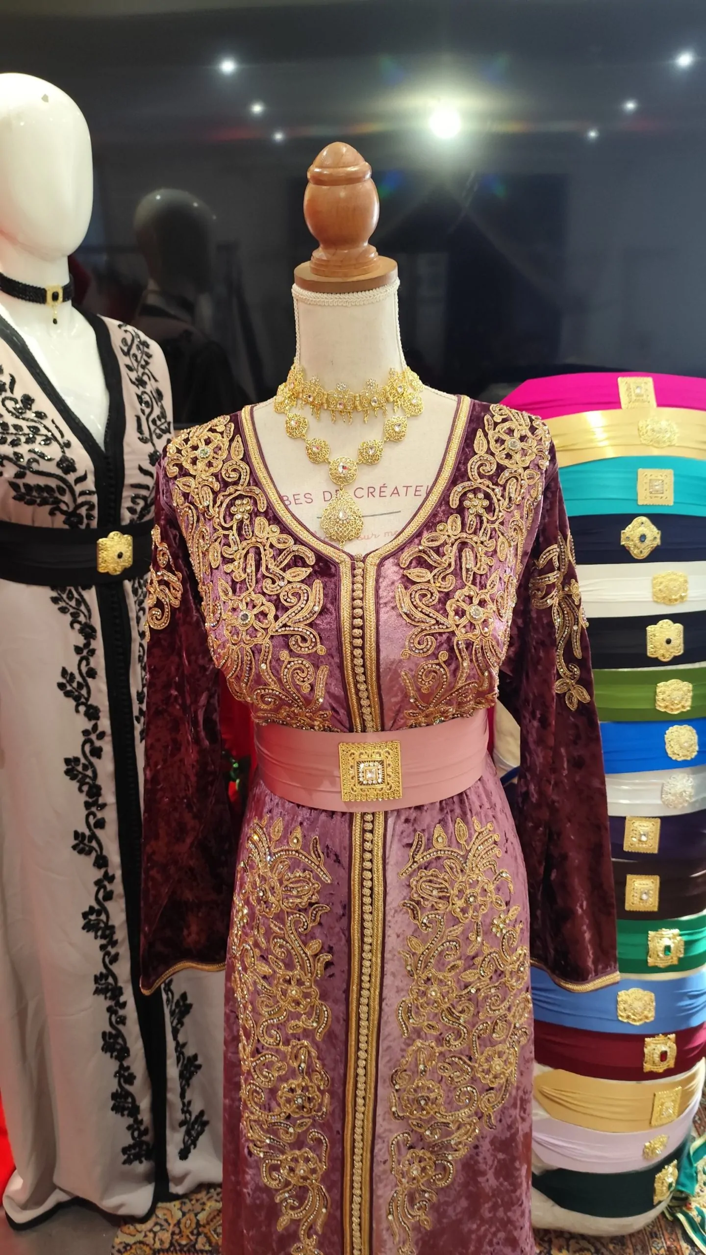 caftan marocain porté une fois – Image 8