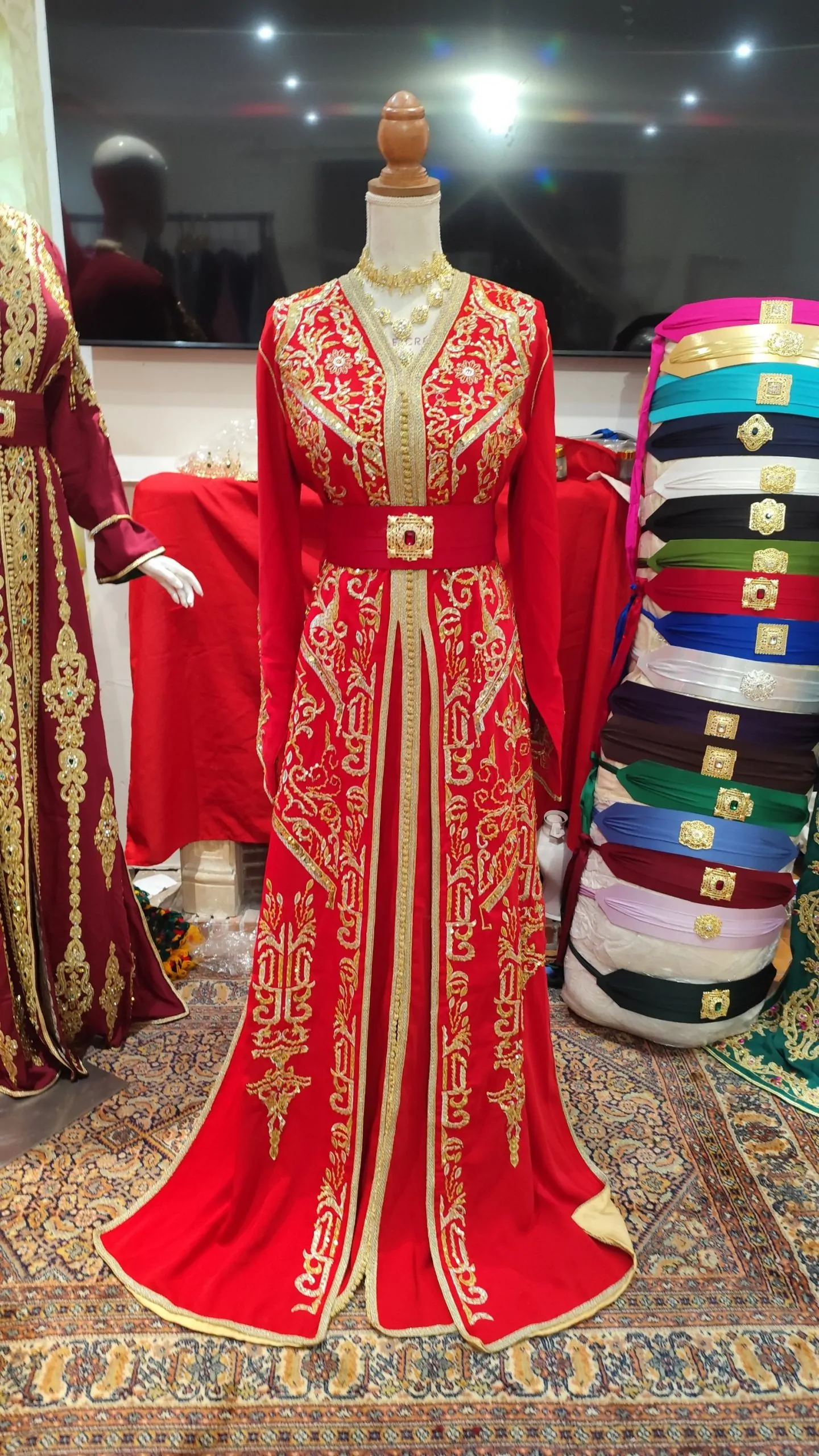 caftan marocain d occasion doublé – Image 13
