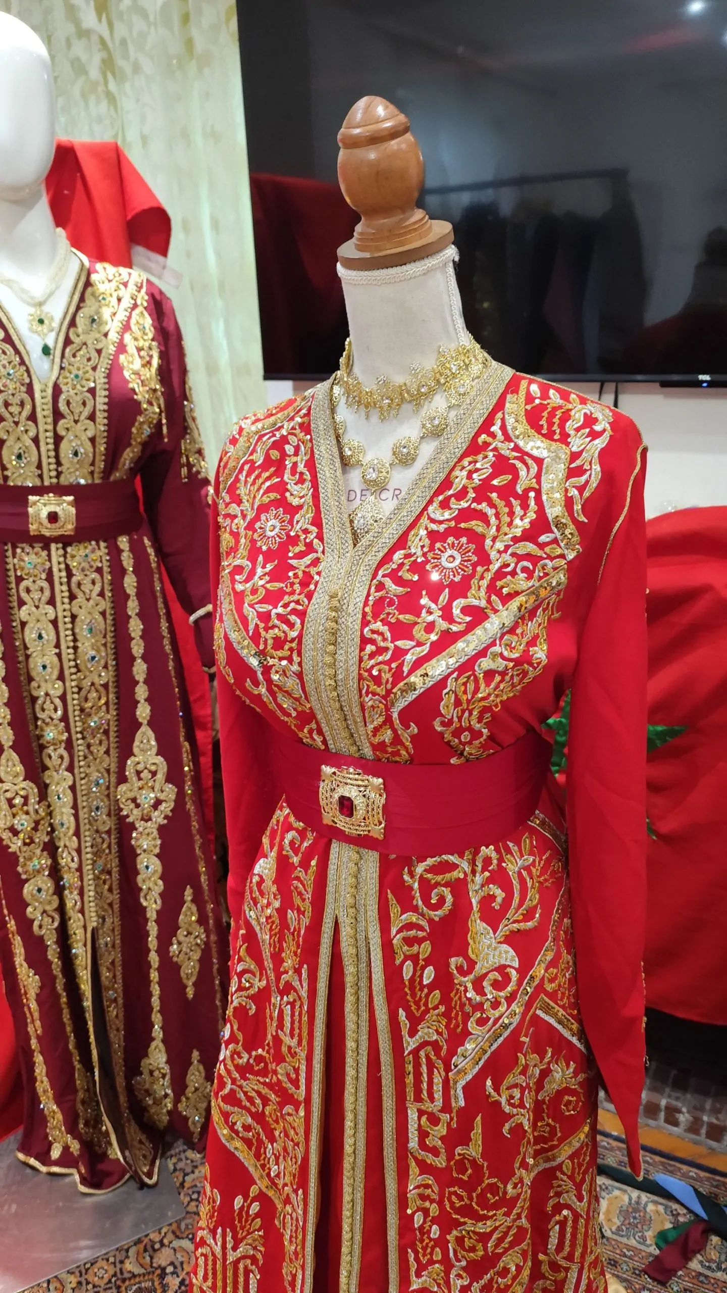 caftan marocain d occasion doublé – Image 10