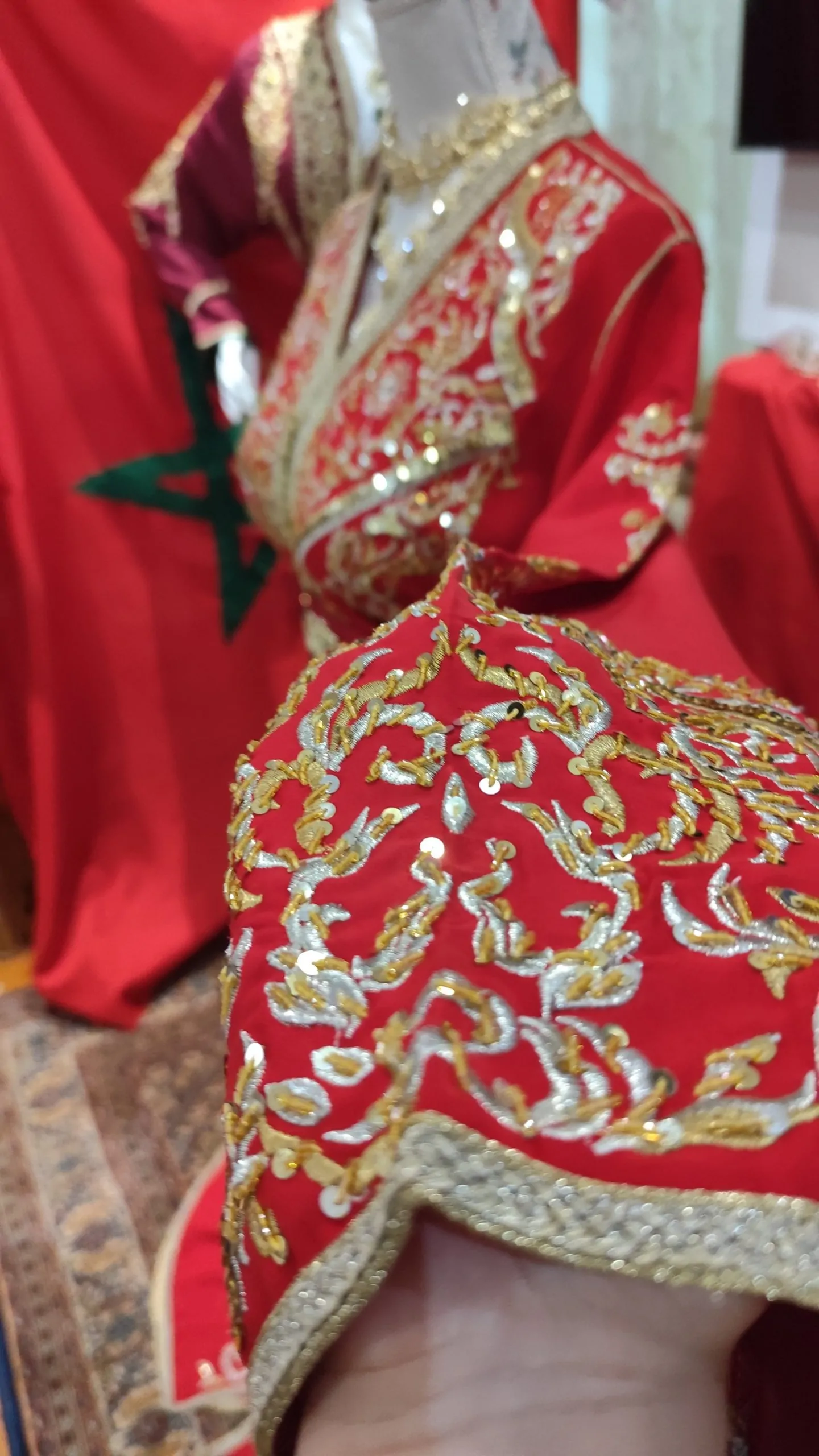 caftan marocain d occasion doublé – Image 3