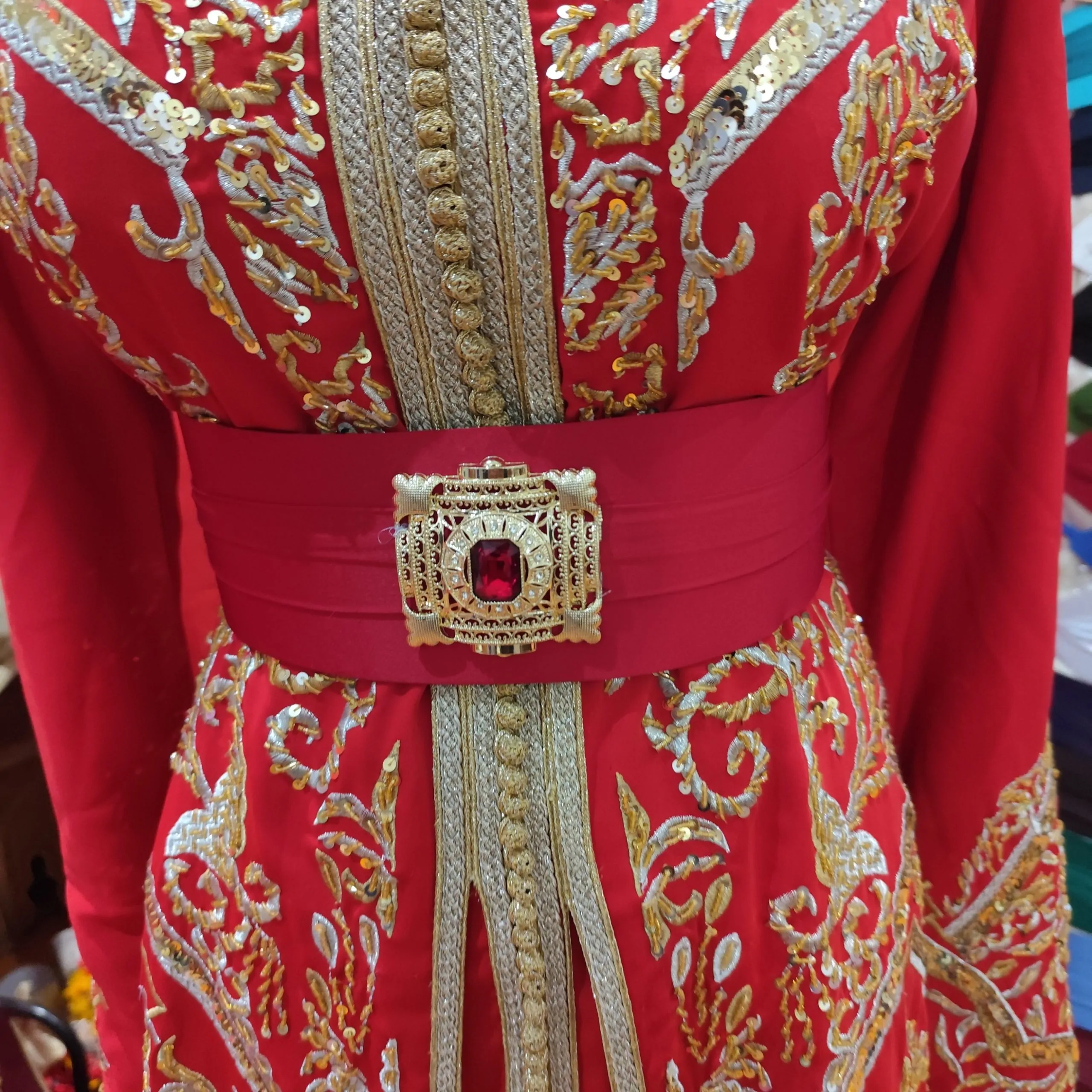 caftan marocain d occasion doublé – Image 6