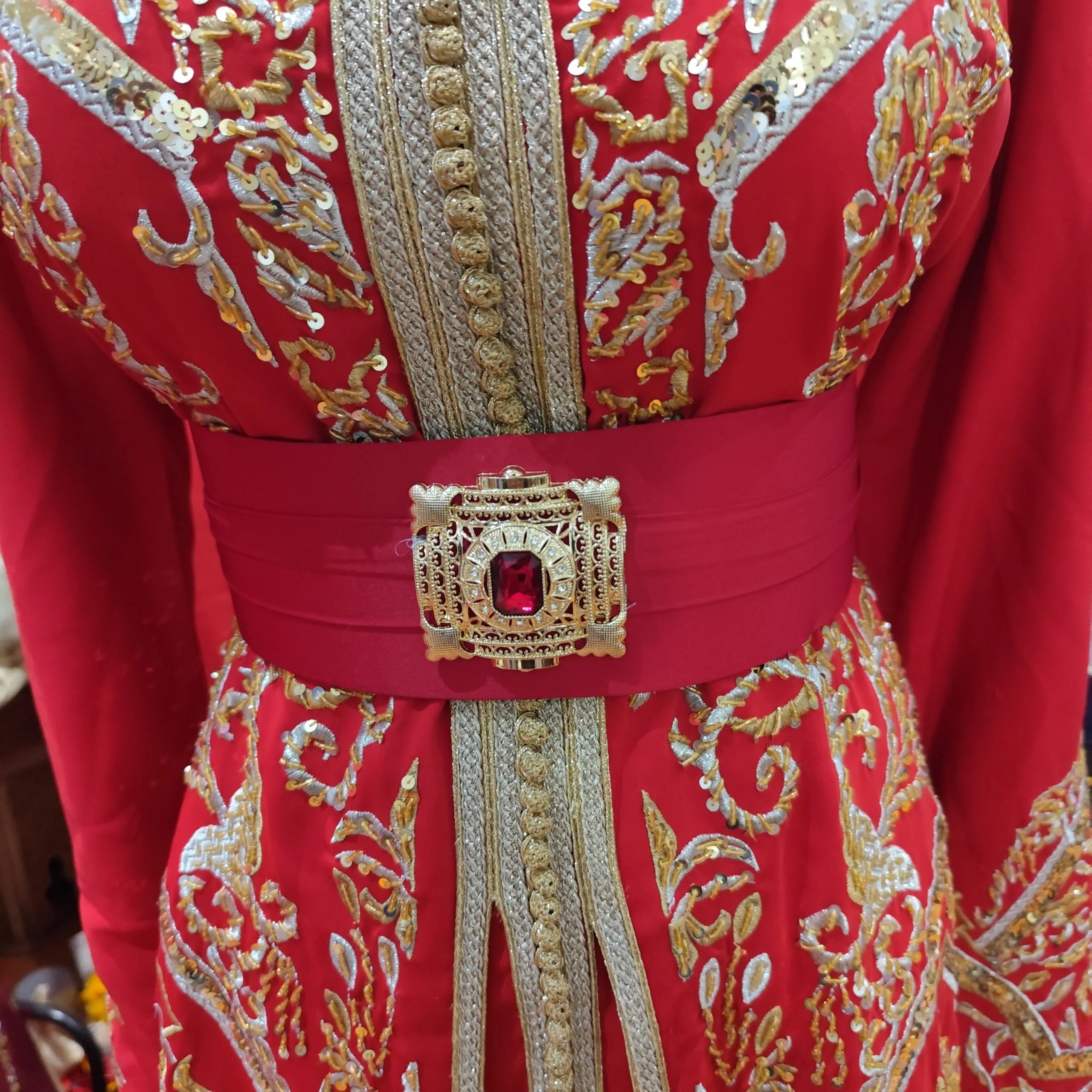 caftan marocain d occasion doublé – Image 11