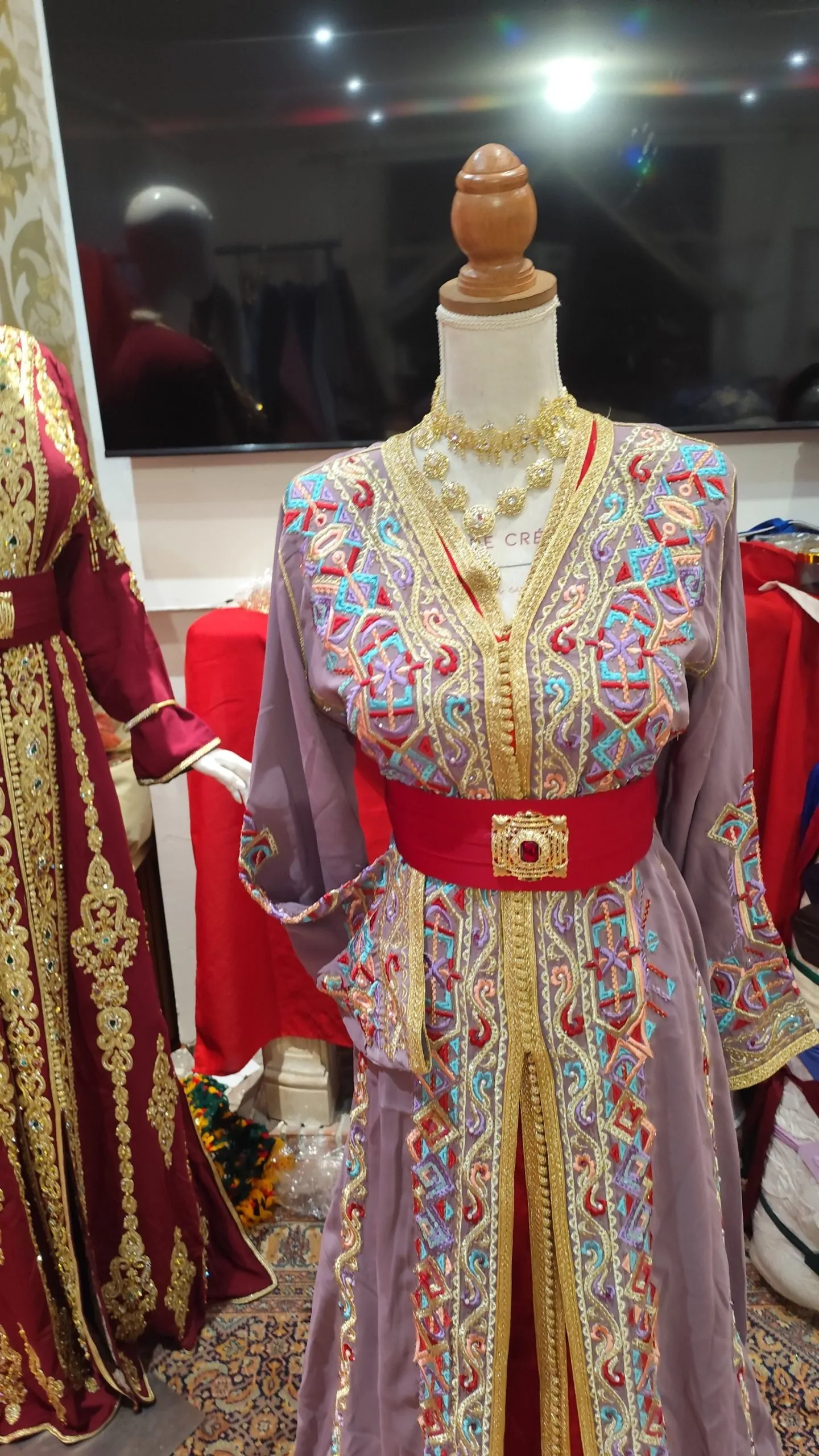 caftan marocain d occasion – Image 3