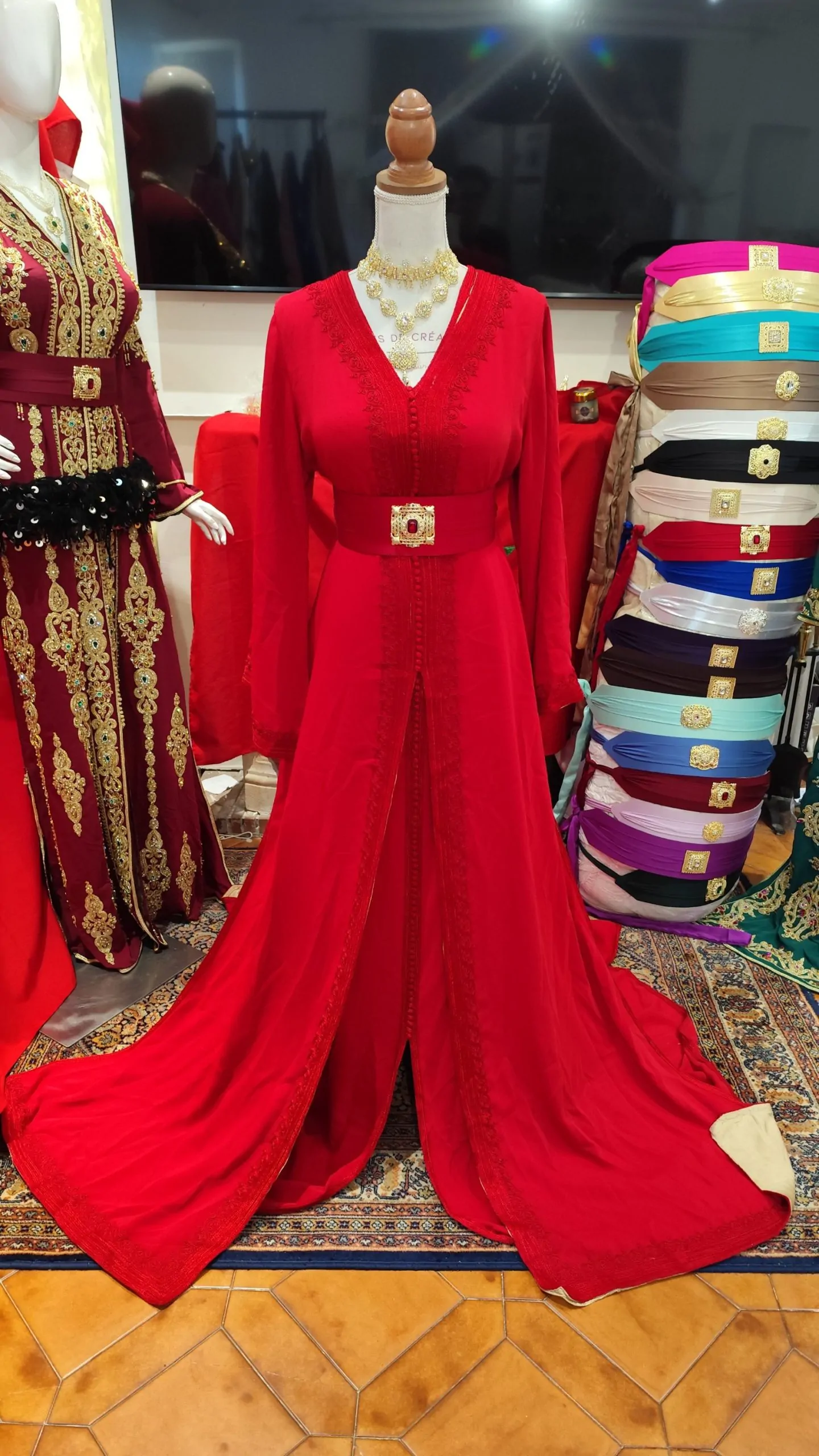 caftan marocain d occasion avec la ceinture – Image 5