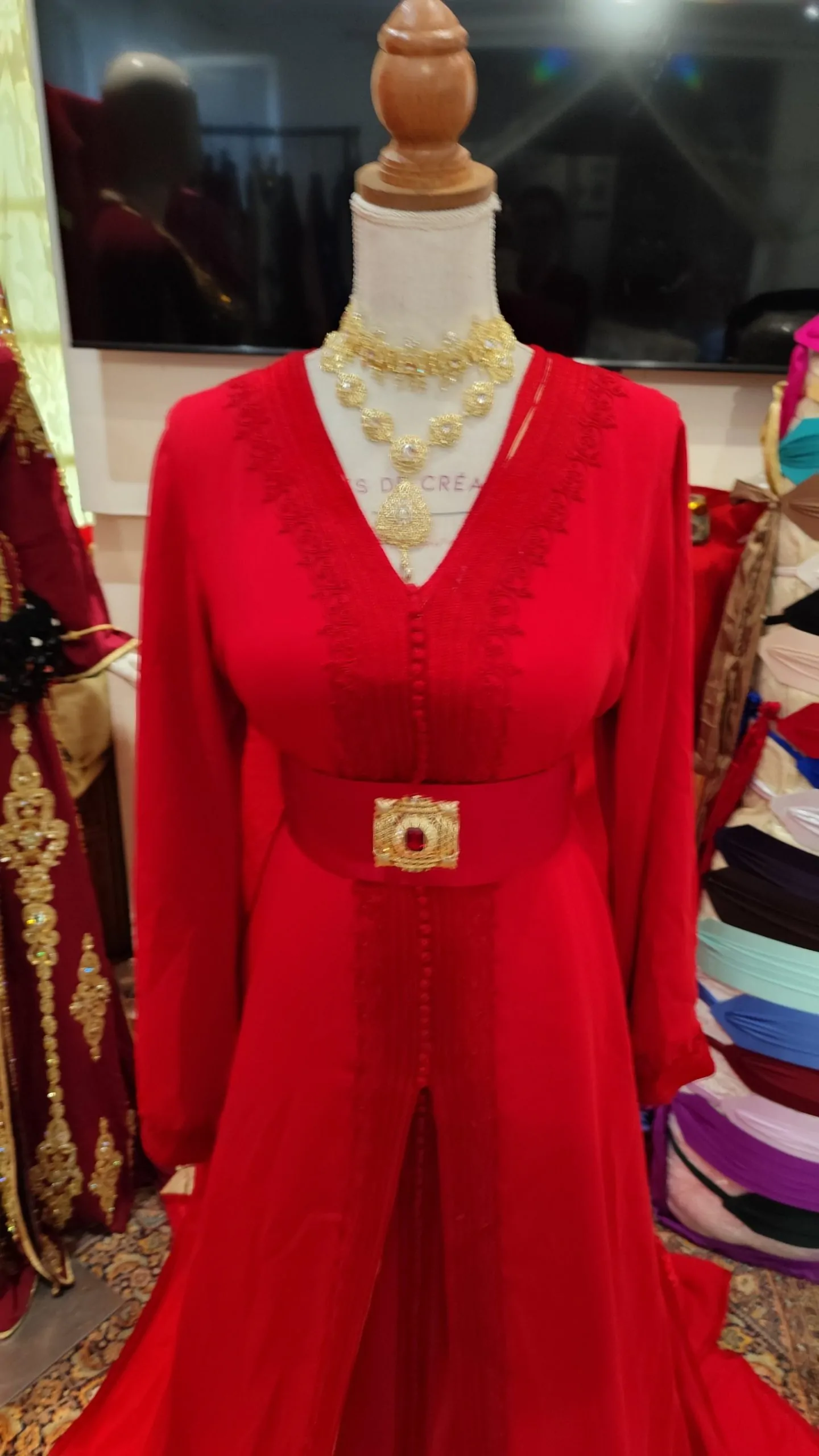 caftan marocain d occasion avec la ceinture – Image 11