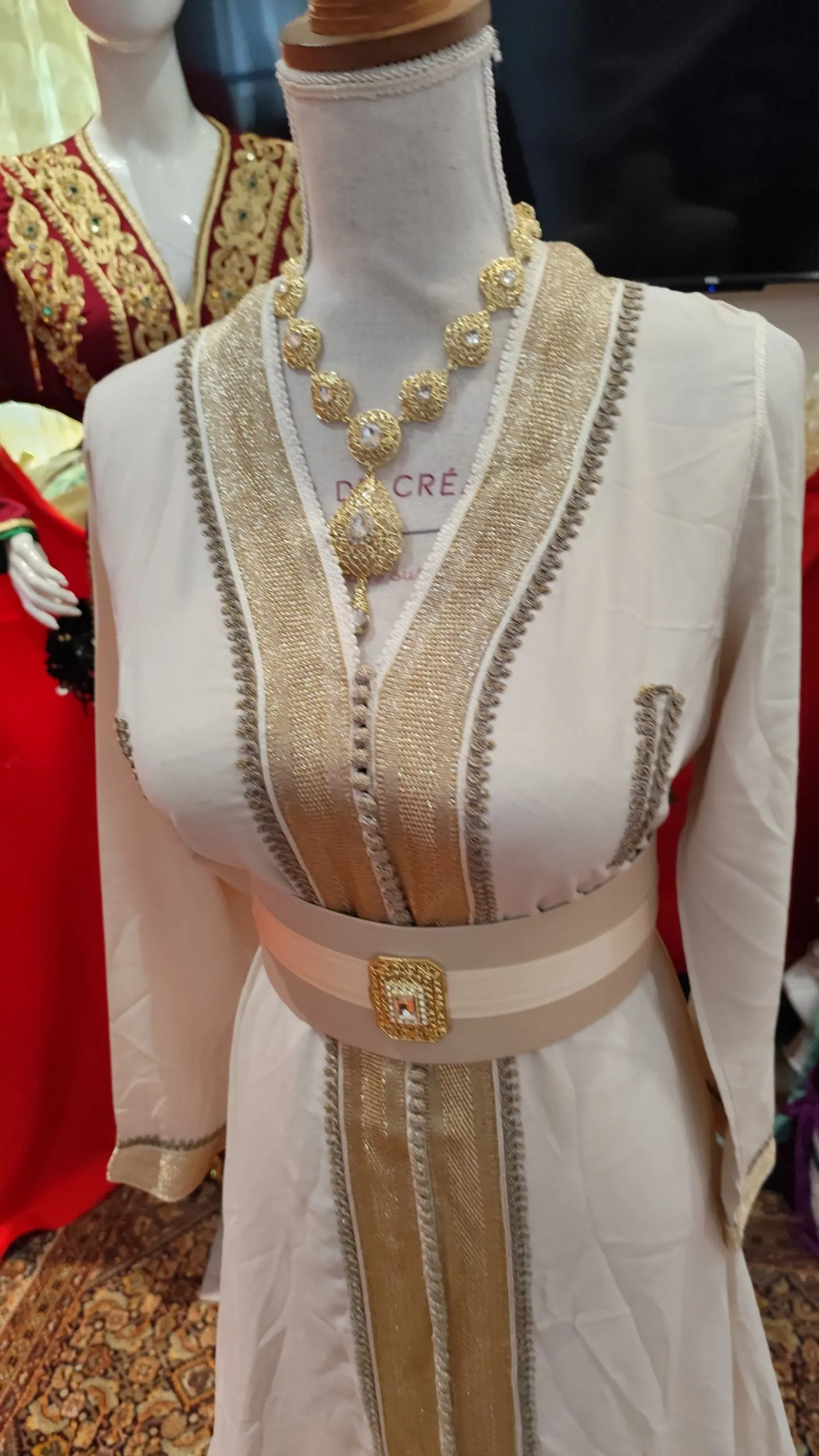 caftan marocain d occasion – Image 3