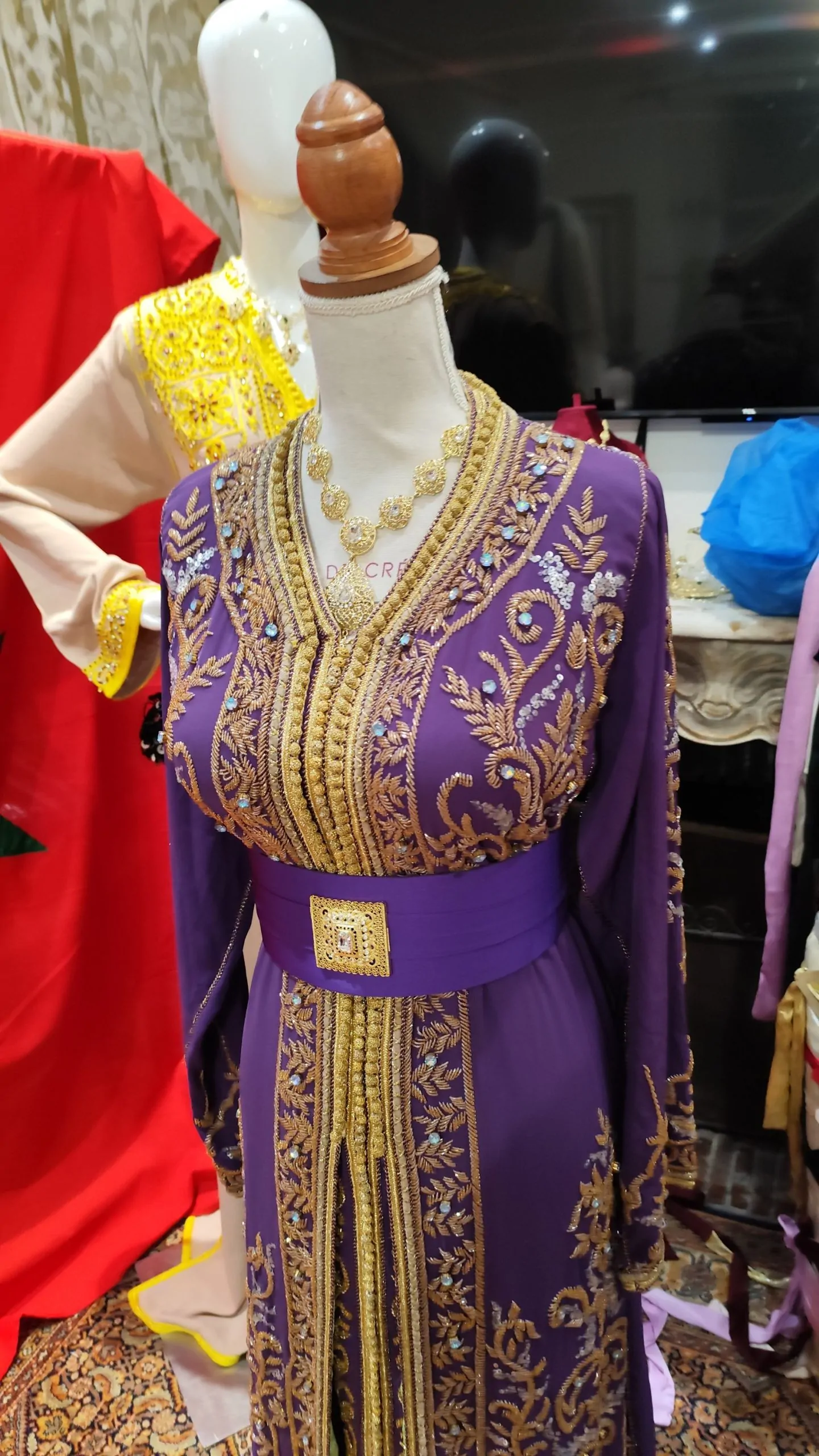caftan marocain d occasion doublé – Image 10