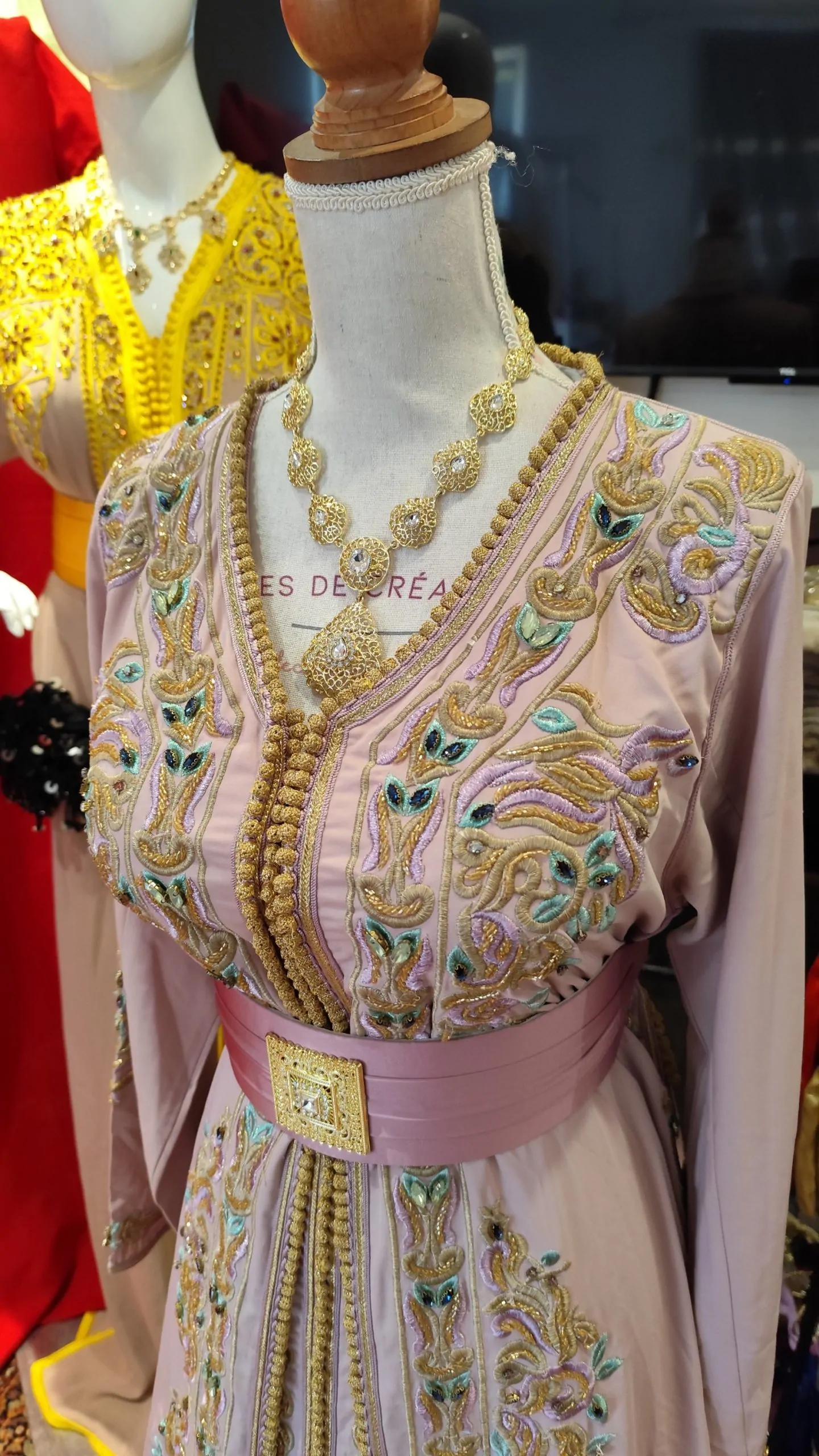 caftan marocain d occasion – Image 12