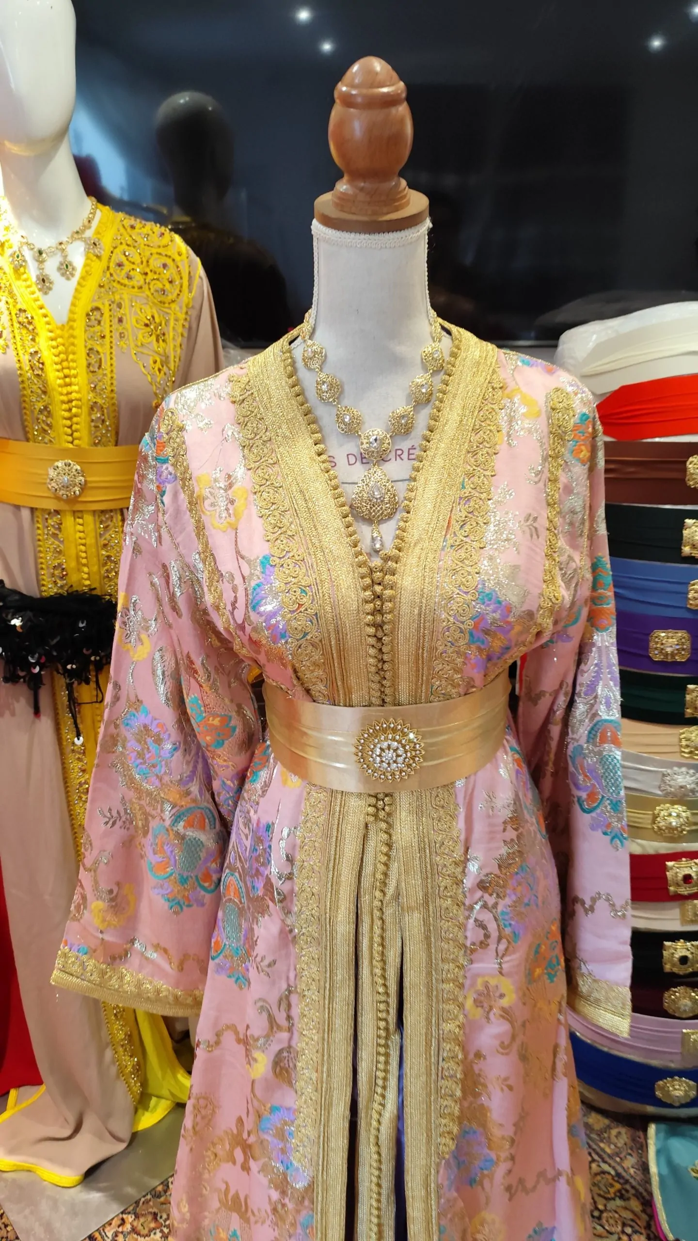 caftan marocain d occasion – Image 5