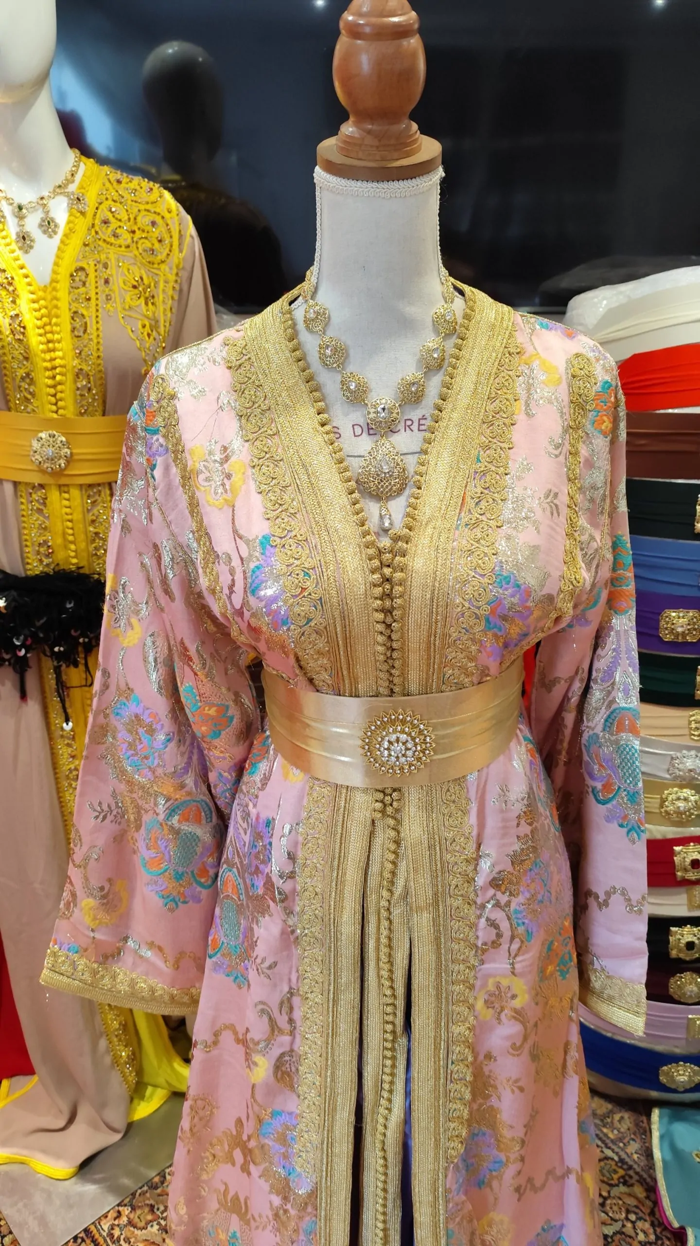 caftan marocain d occasion – Image 10