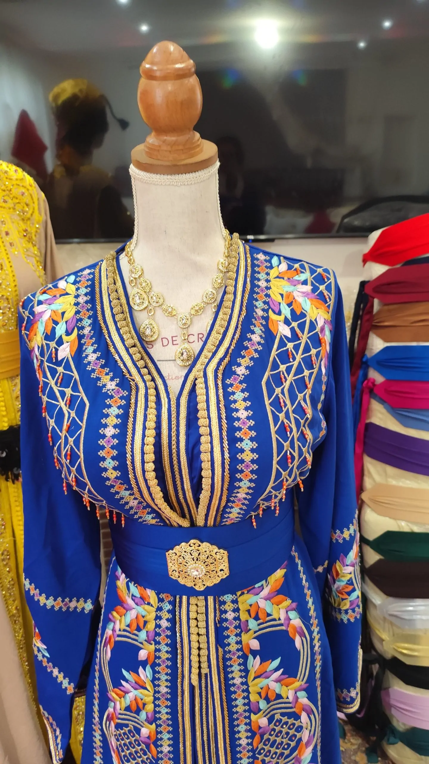 caftan marocain d occasion – Image 3