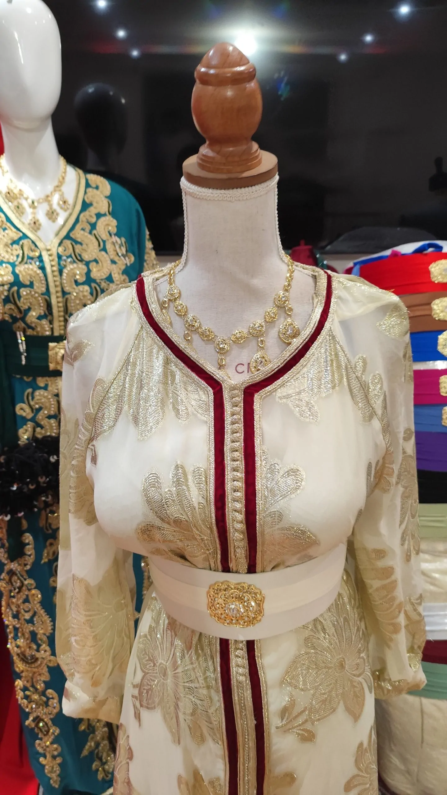 caftan marocain d occasion – Image 6