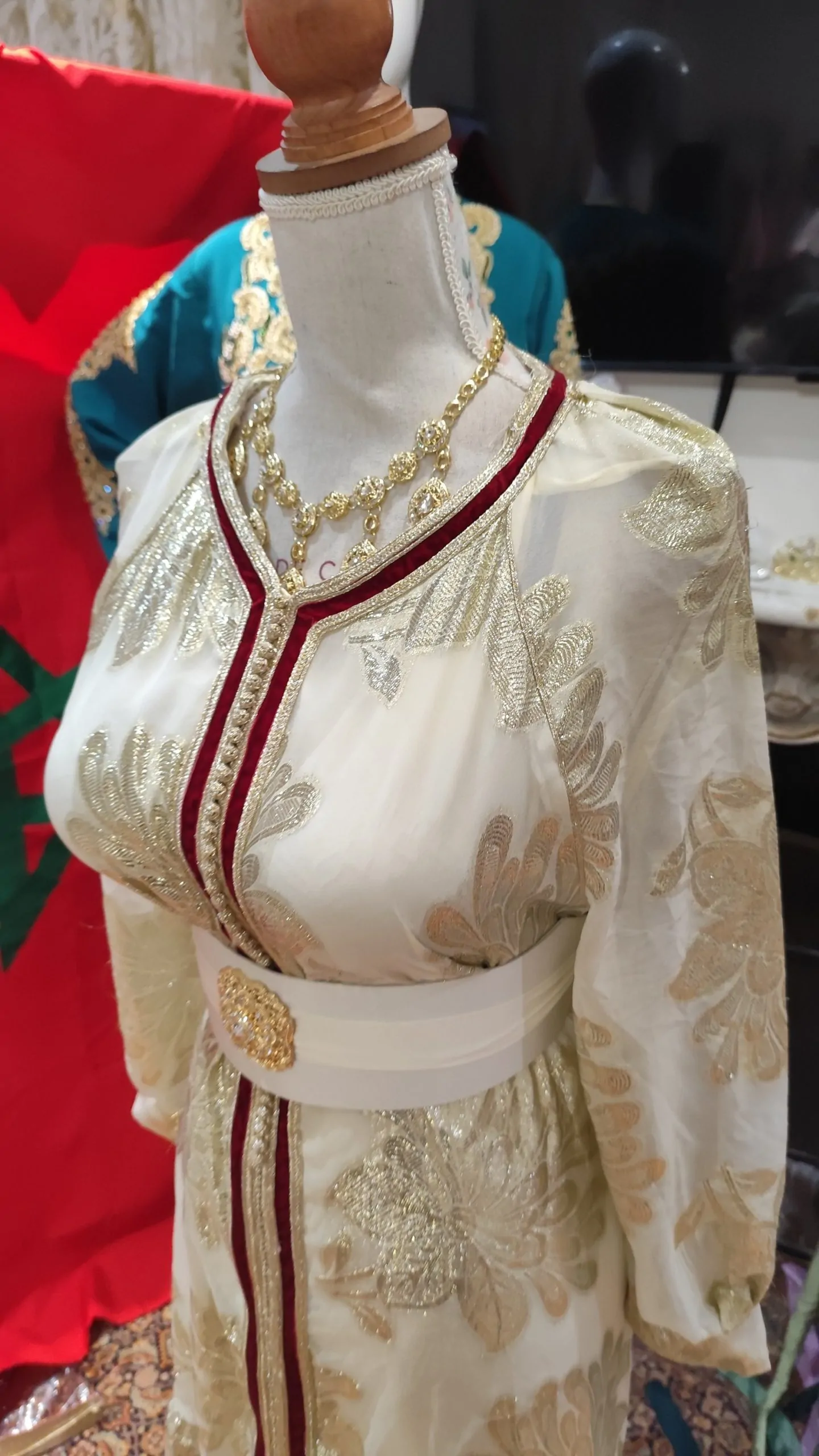 caftan marocain d occasion – Image 9