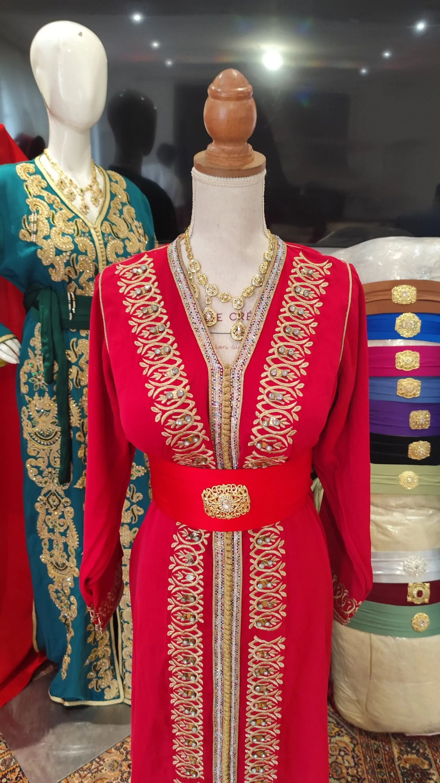 caftan marocain d occasion – Image 9