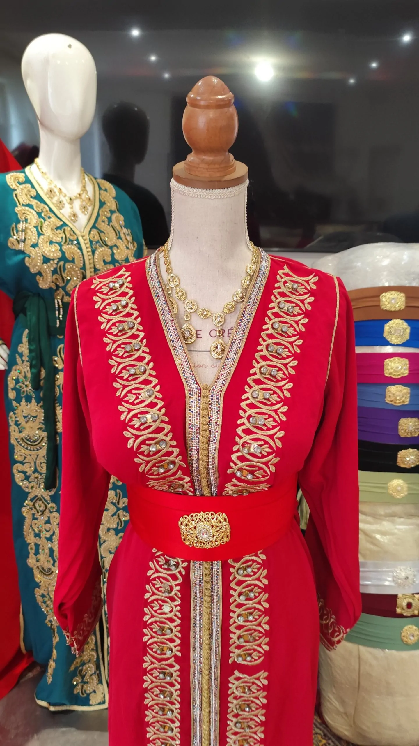 caftan marocain d occasion – Image 7