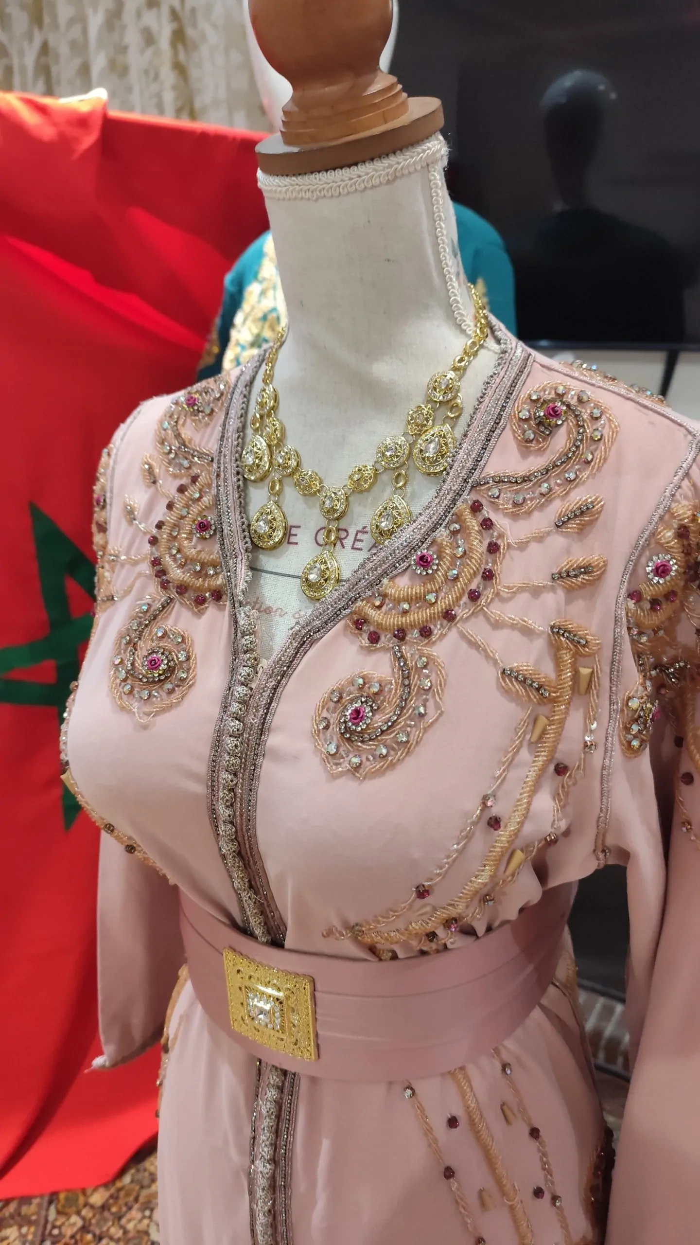 caftan marocain d occasion – Image 11