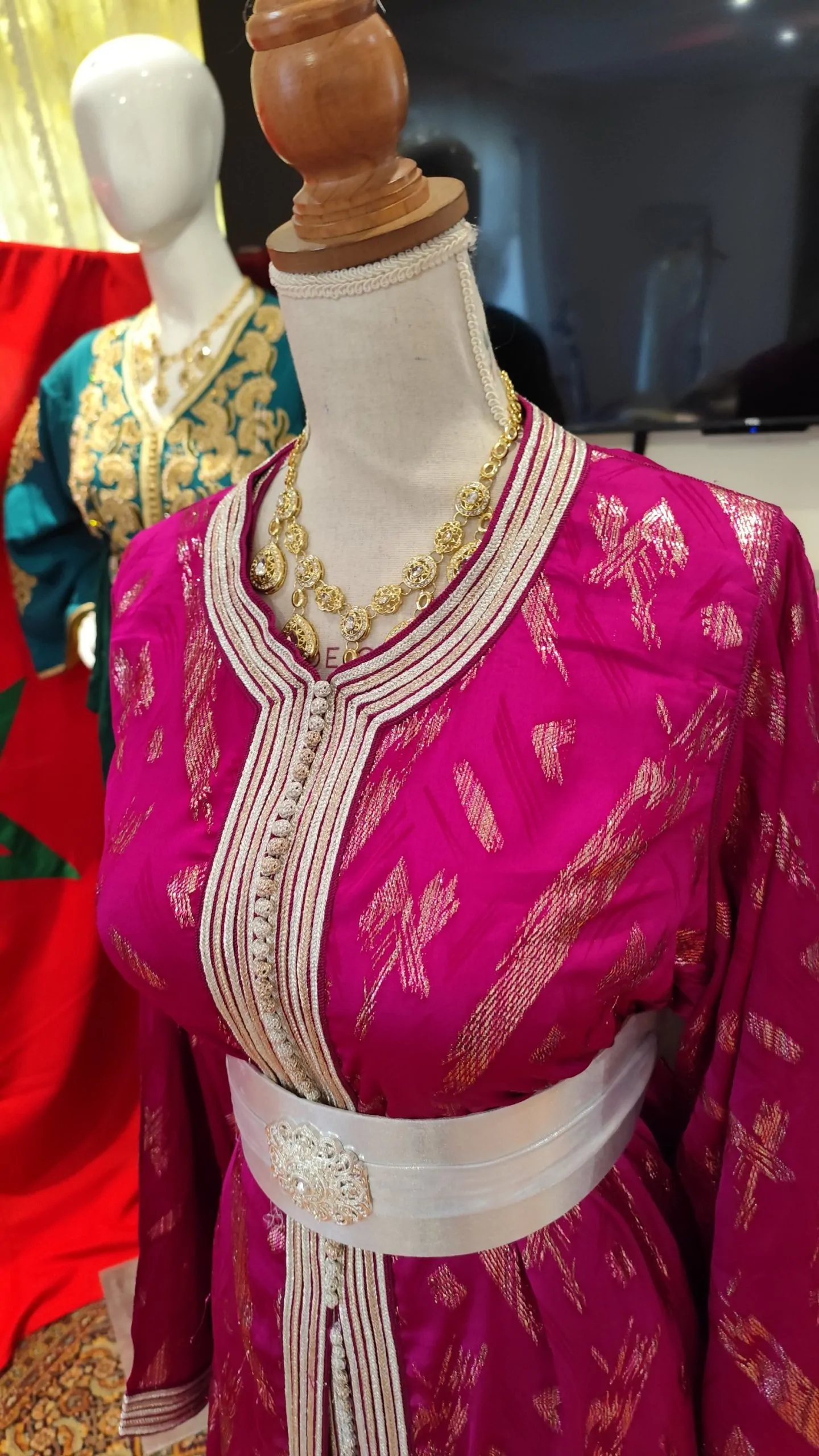 caftan marocain d occasion grande taille – Image 8