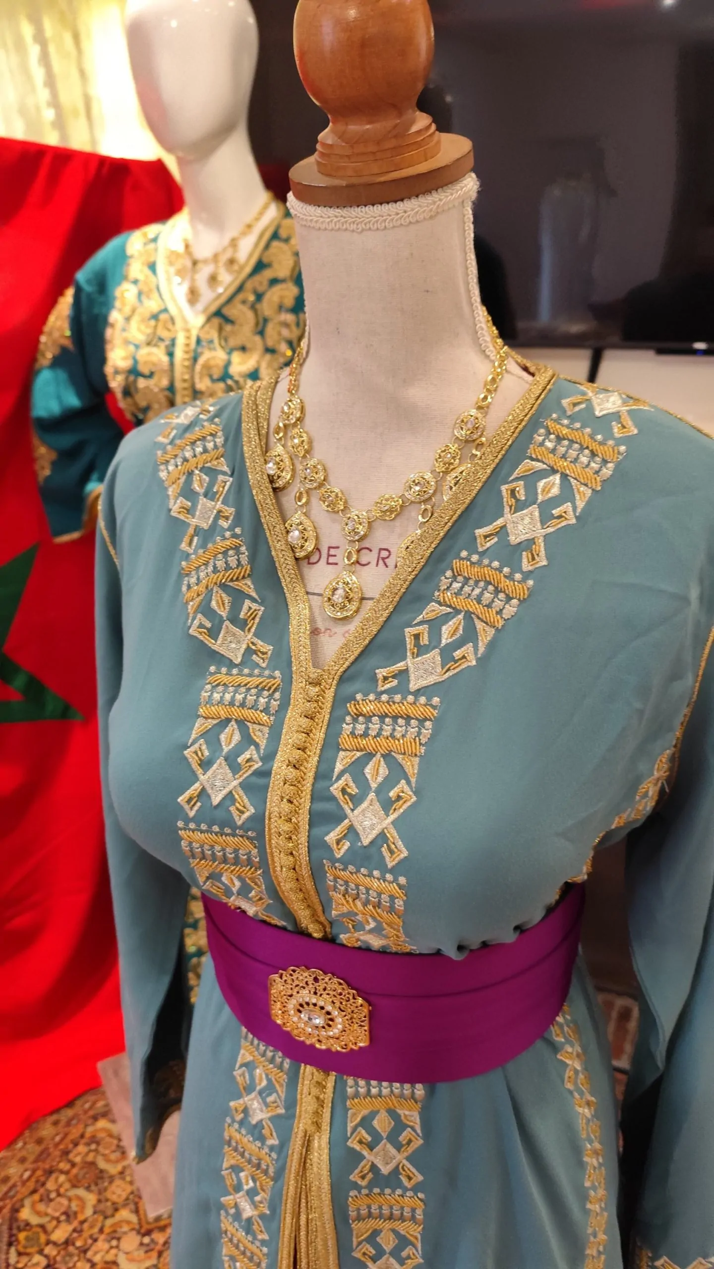 caftan marocain d occasion – Image 4
