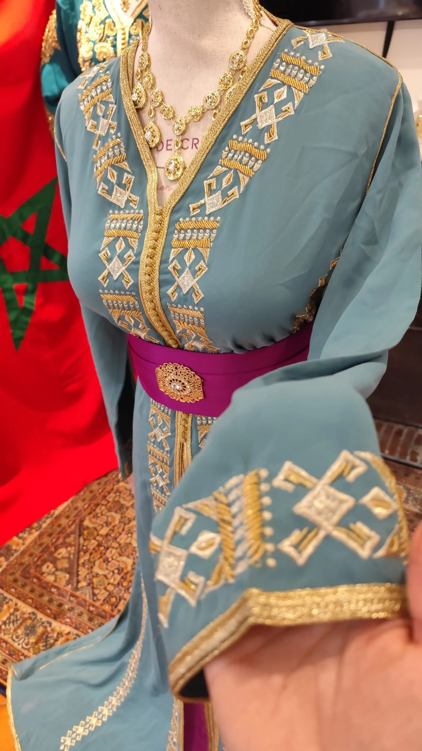 caftan marocain d occasion – Image 9