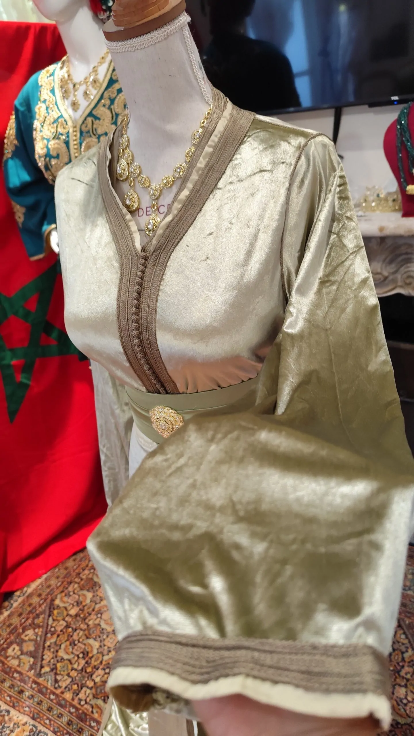 caftan marocain d occasion – Image 3