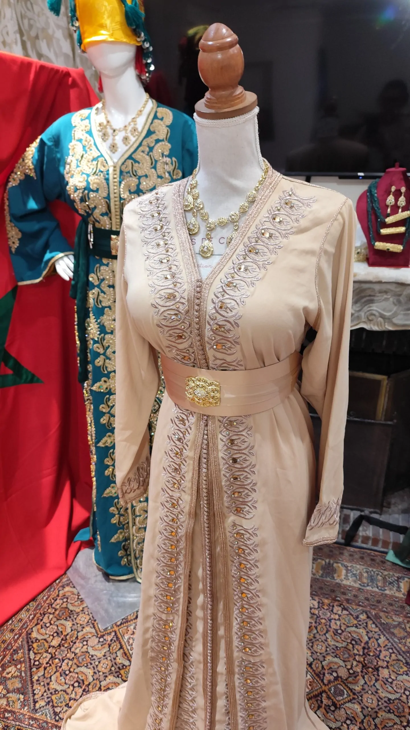 caftan marocain d occasion – Image 9