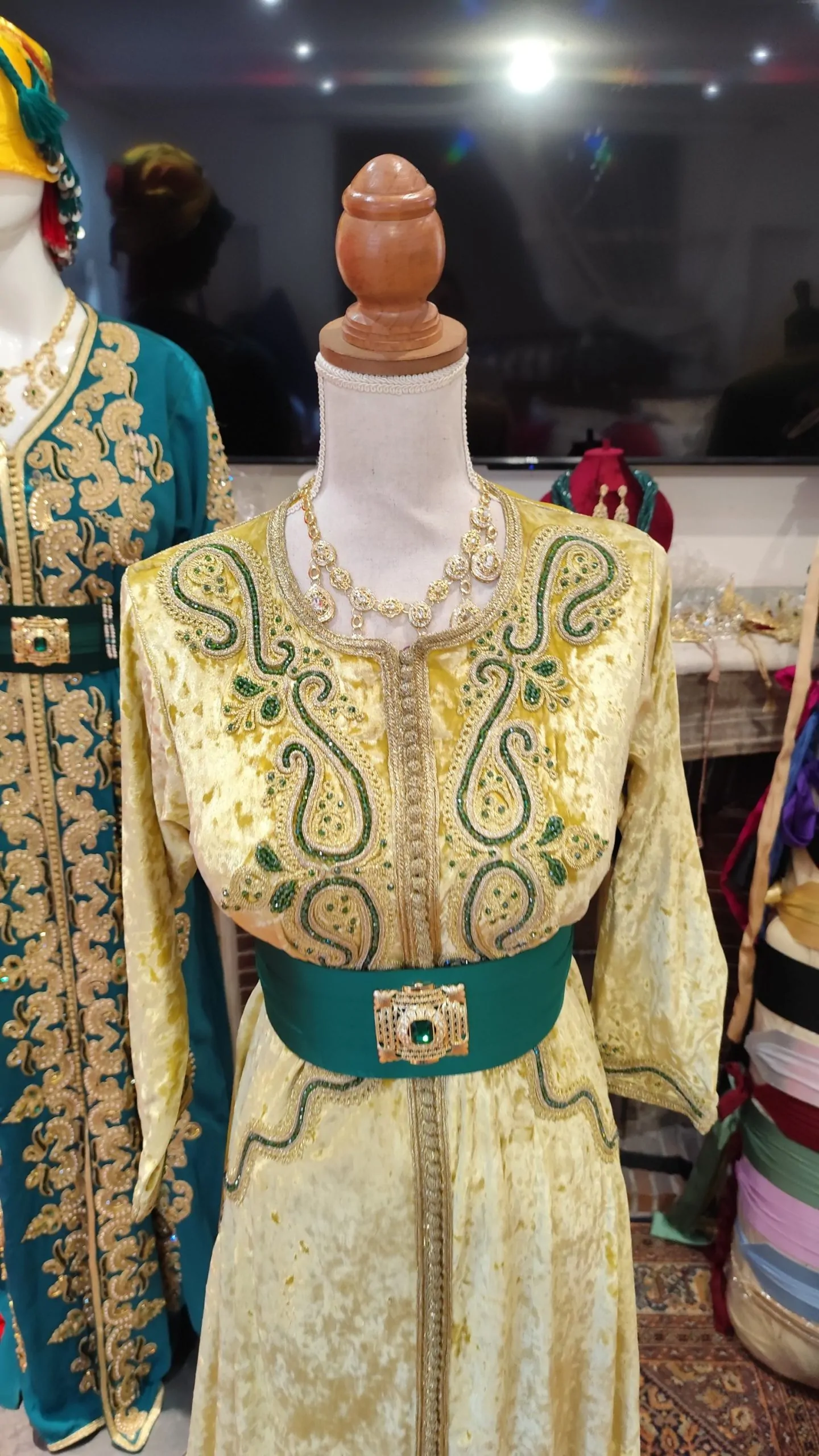 caftan marocain d occasion – Image 7
