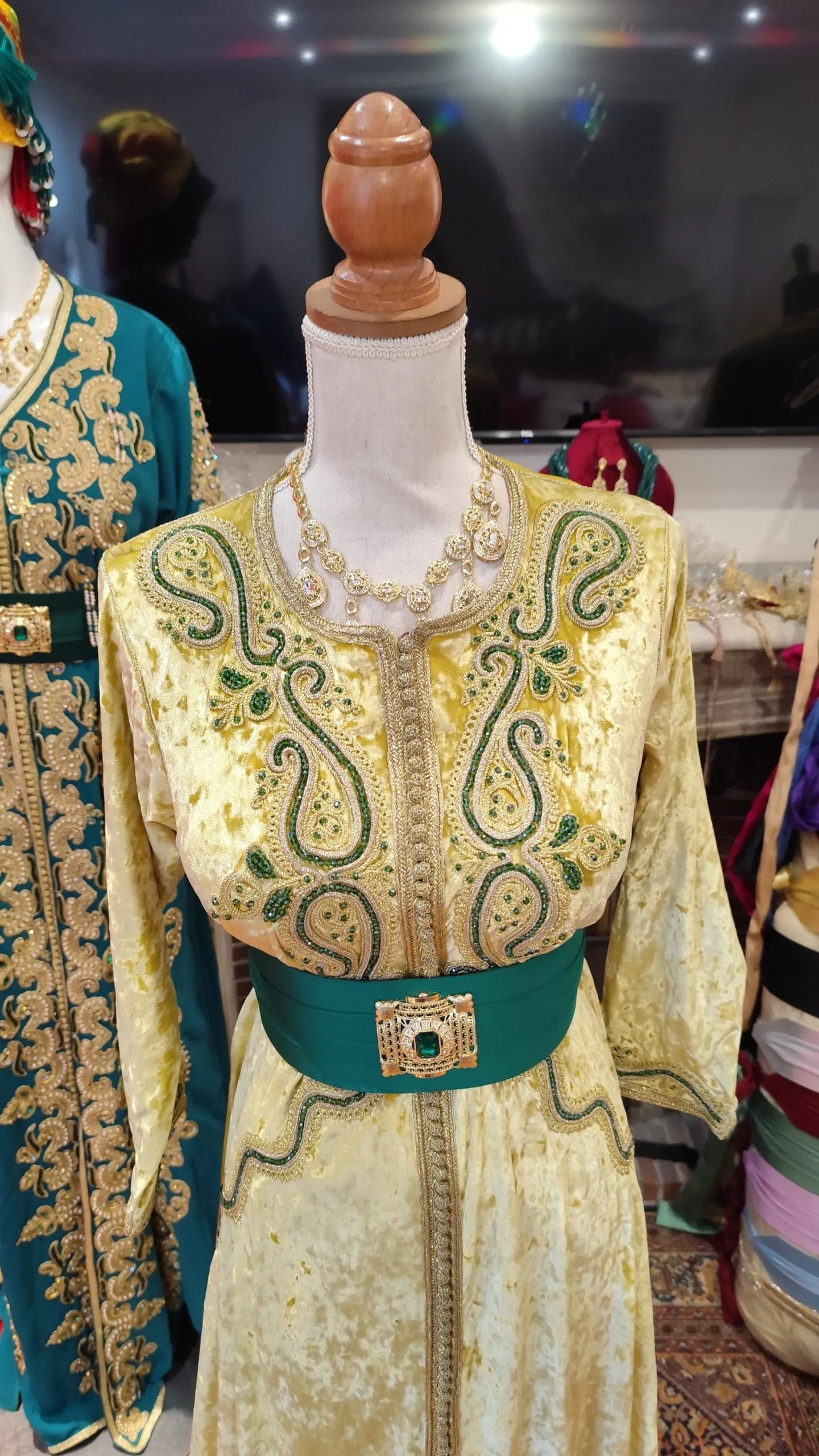 caftan marocain d occasion – Image 3