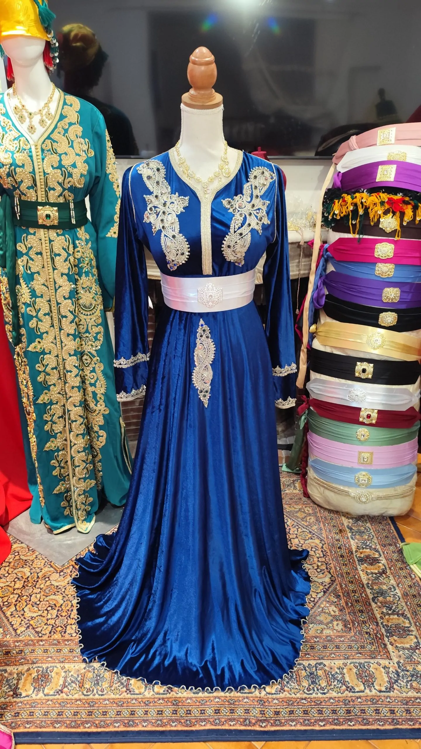 caftan marocain d occasion taille S – Image 8