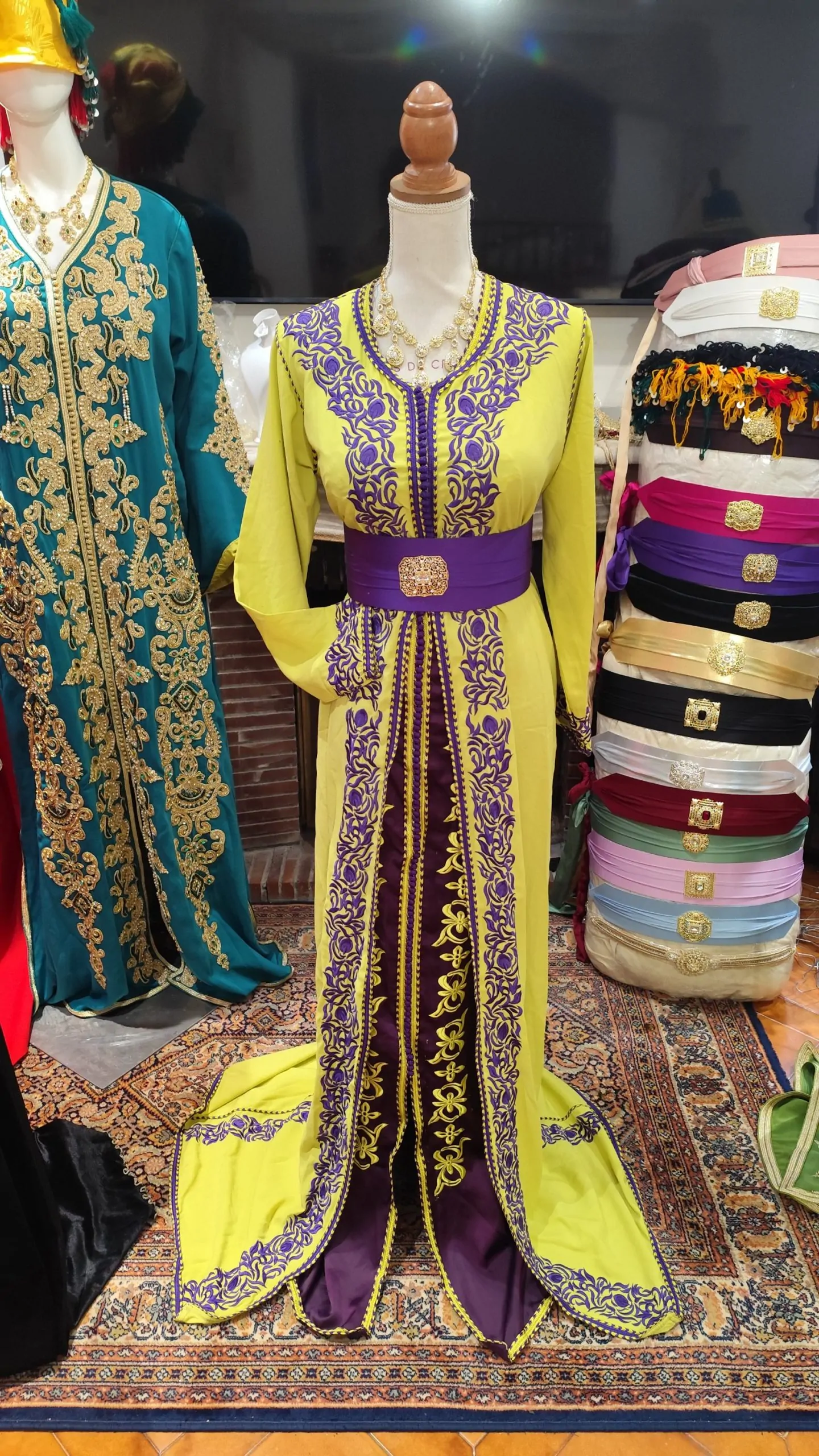 caftan marocain d occasion – Image 4