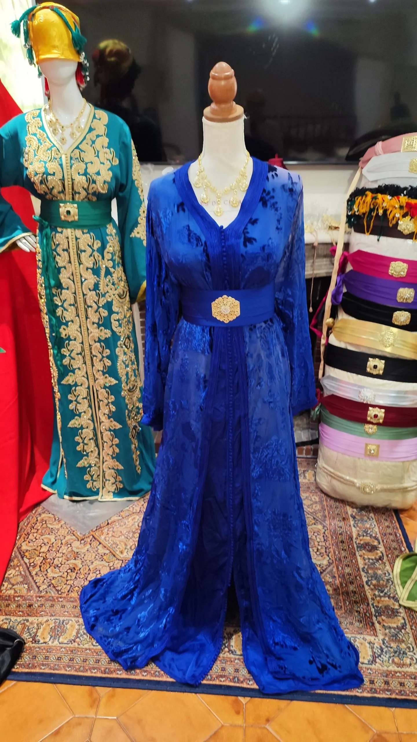 caftan marocain d occasion etat satisfaisant grande taille – Image 5