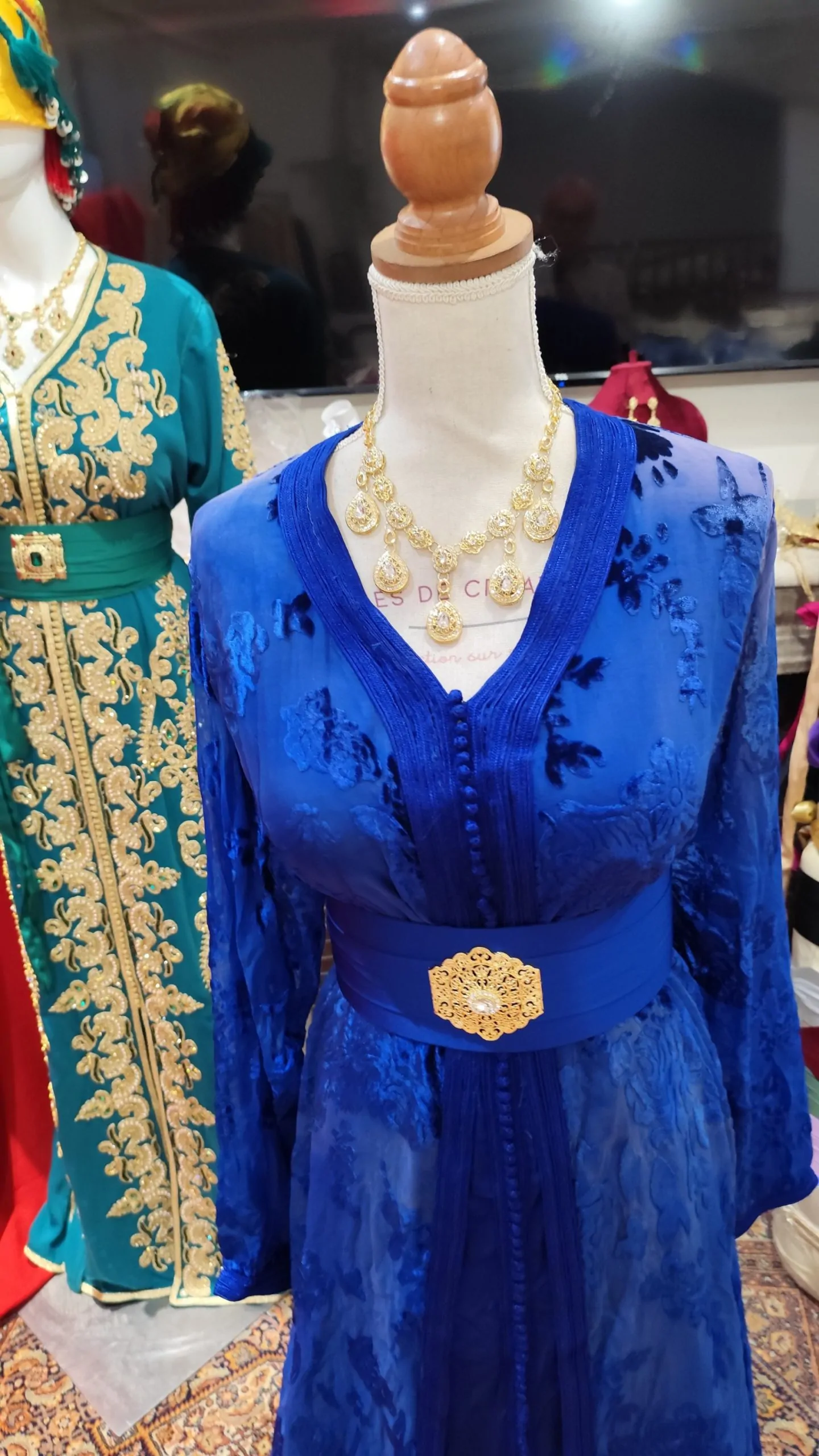caftan marocain d occasion etat satisfaisant grande taille – Image 6