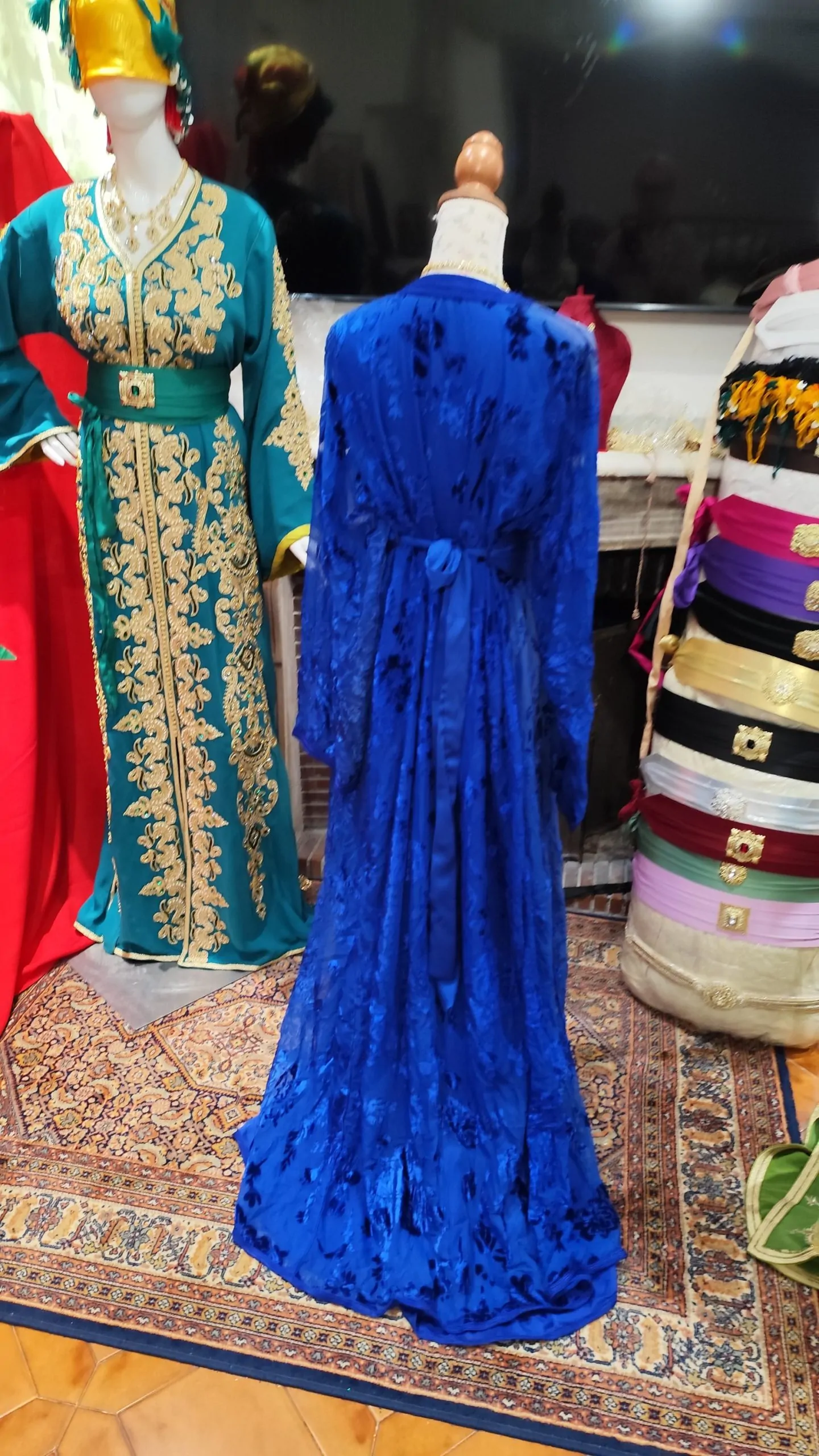 caftan marocain d occasion etat satisfaisant grande taille – Image 2