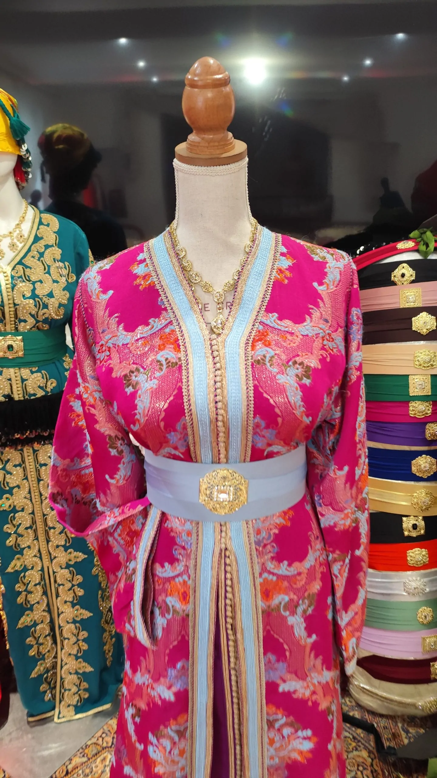 caftan marocain d occasion – Image 12