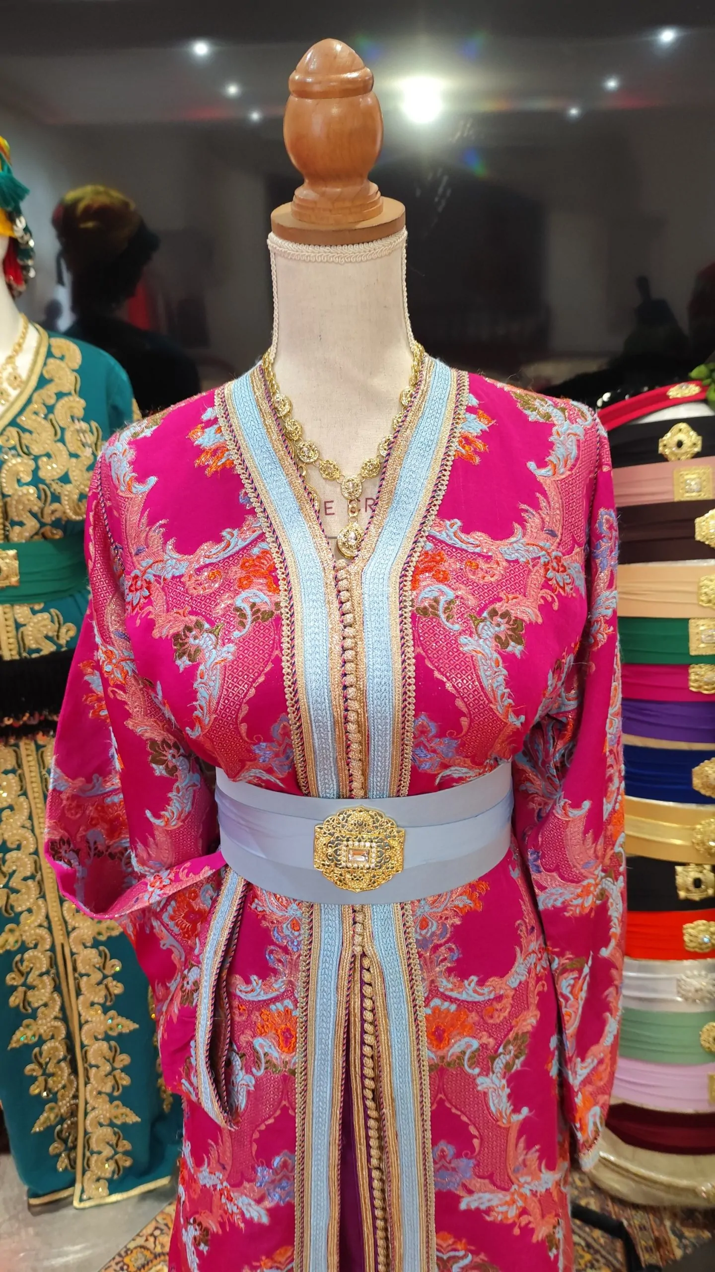 caftan marocain d occasion – Image 7