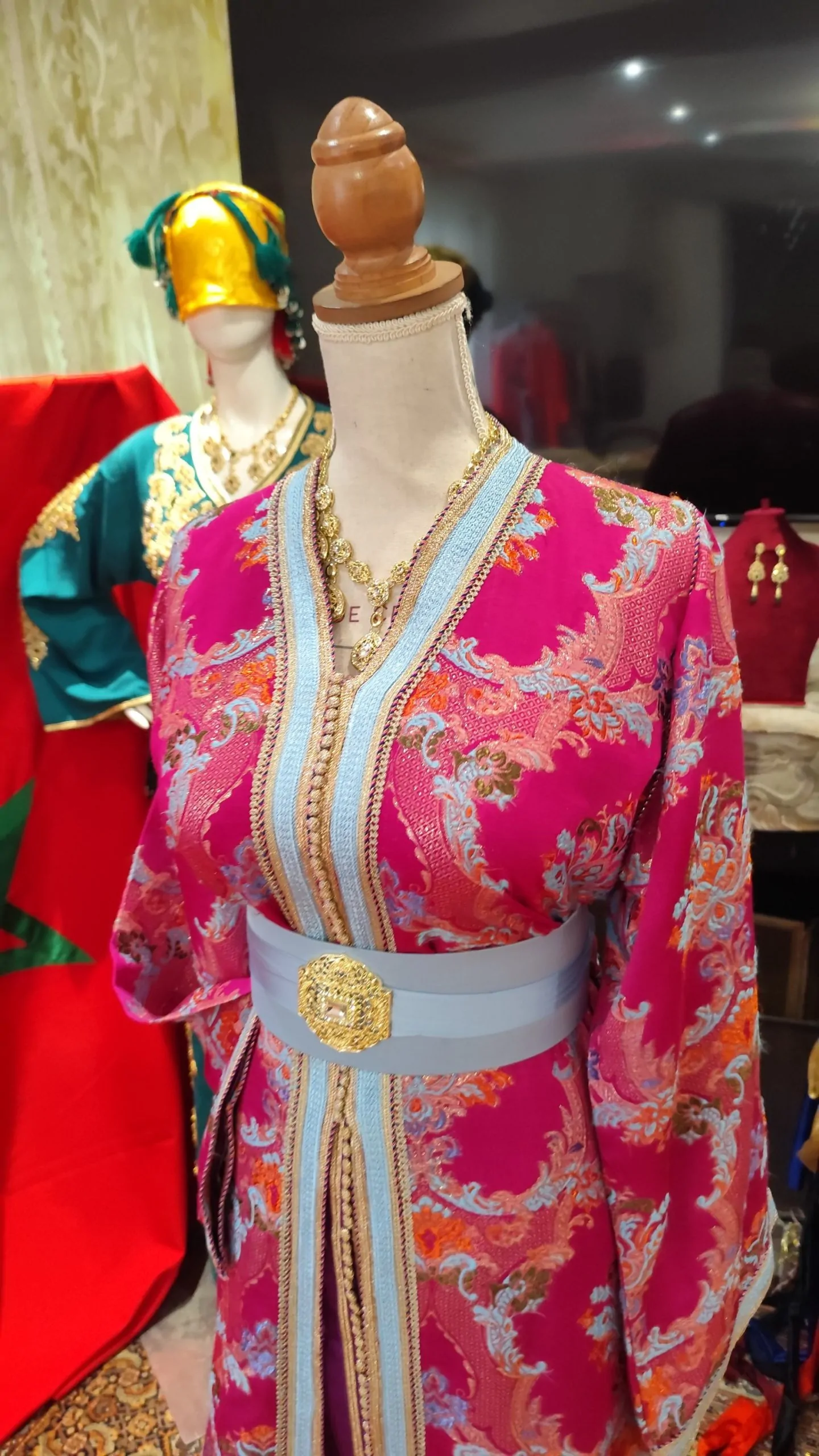 caftan marocain d occasion – Image 13