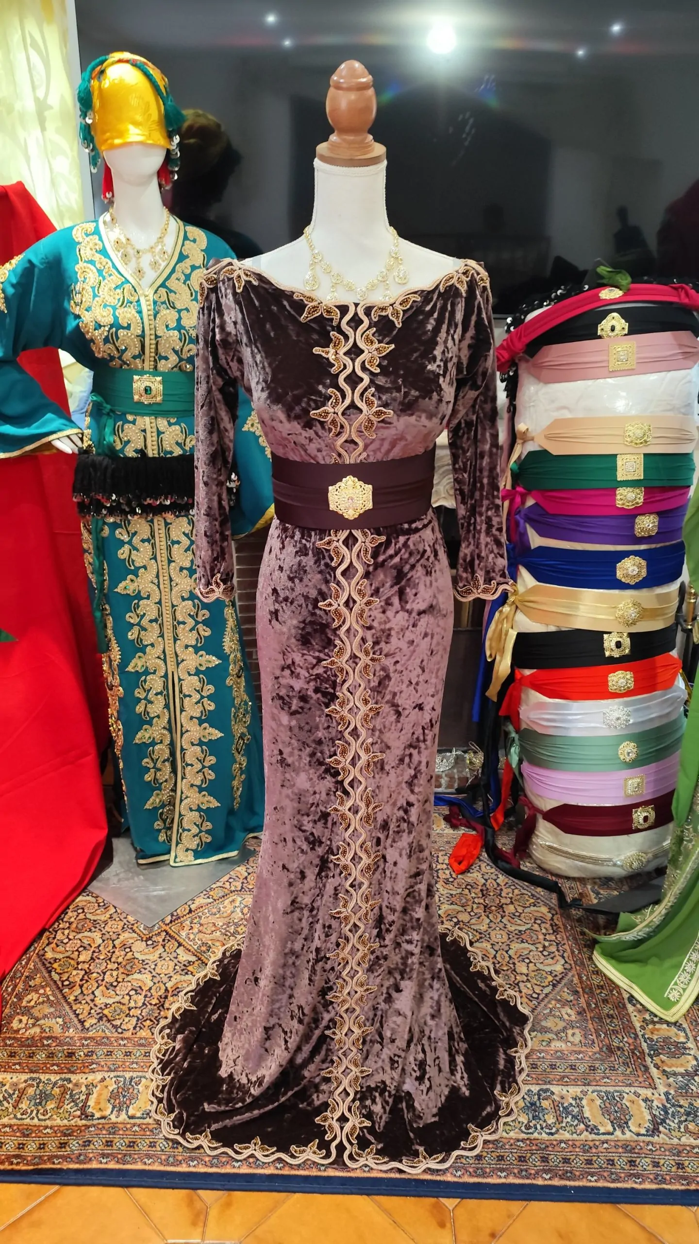 lot deux caftan marocain d occasion avec ceinture – Image 15