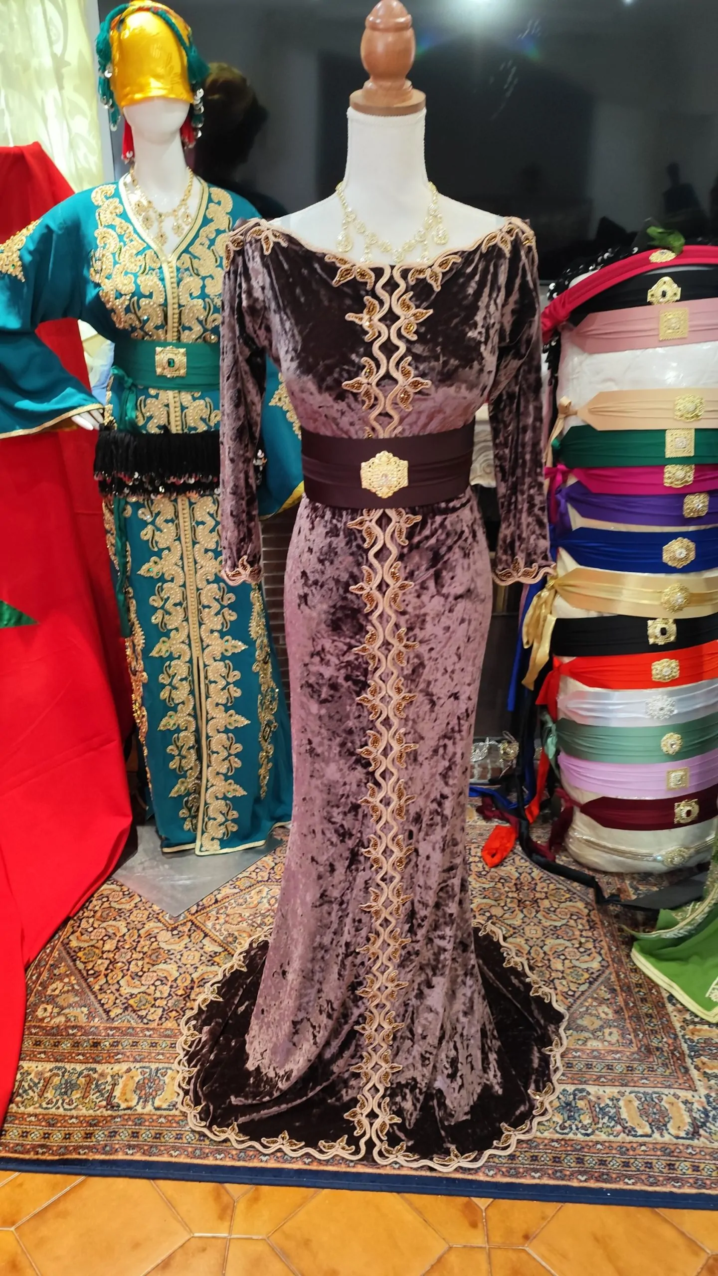 lot deux caftan marocain d occasion avec ceinture – Image 10