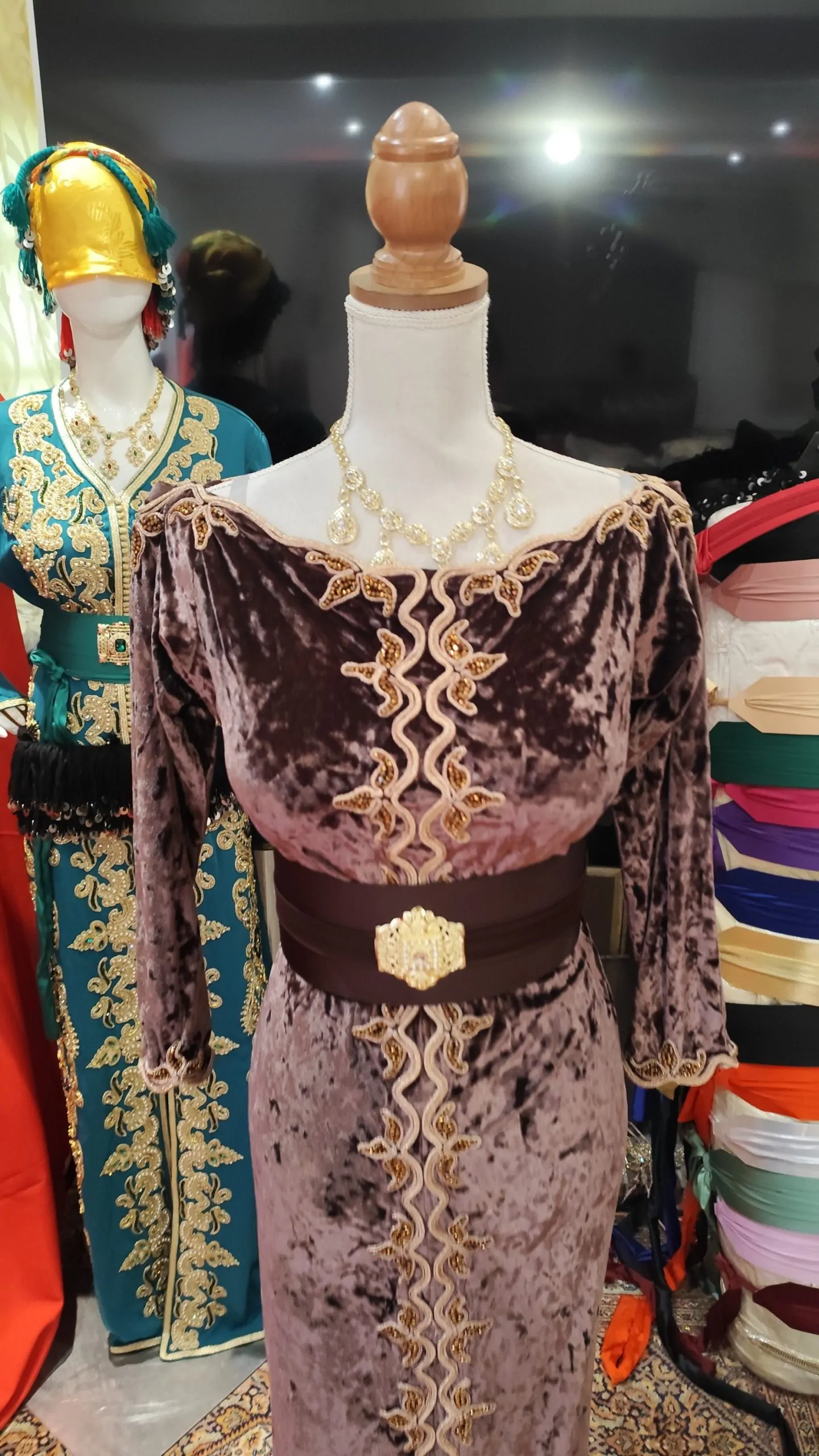 lot deux caftan marocain d occasion avec ceinture – Image 9